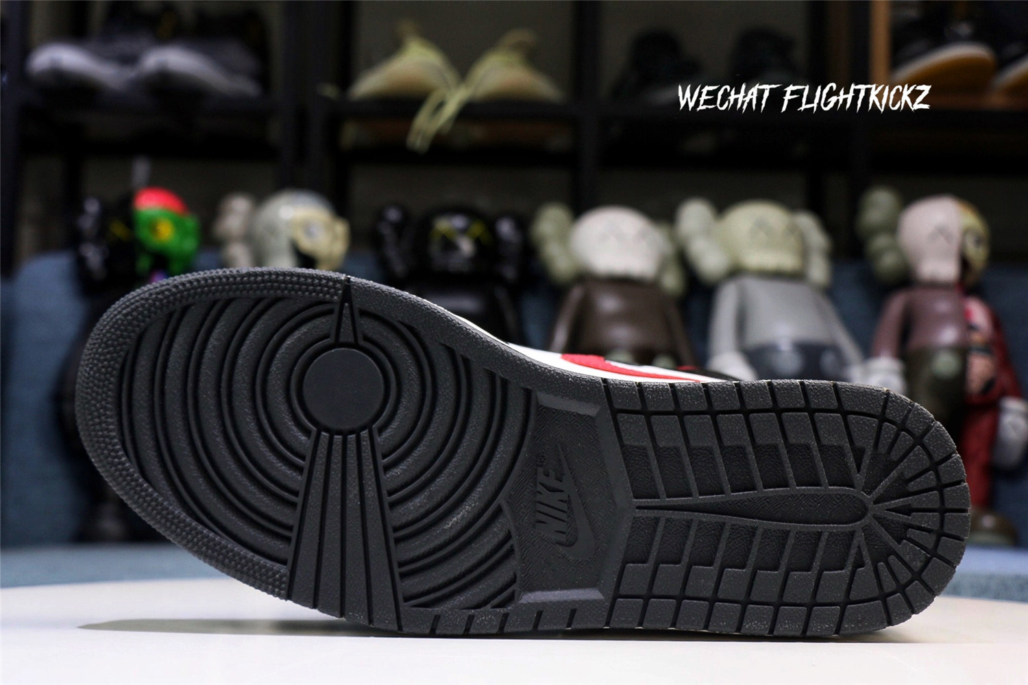 Air Jordan 1 Retro High OG Gym Red 2019