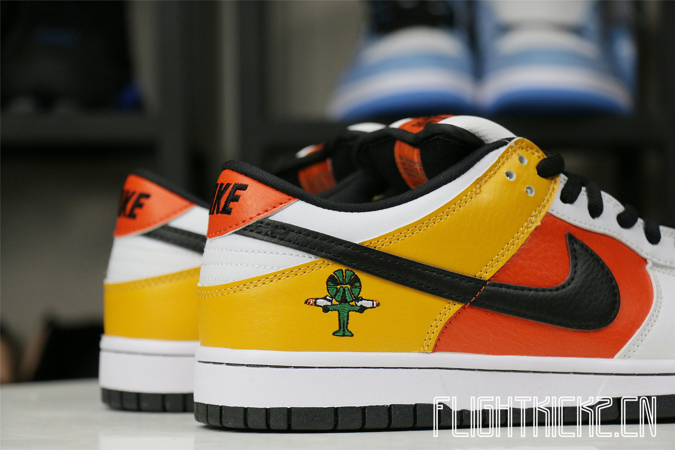 Nike SB Dunk Low Raygun White 2005(LN5 A1 Batch)