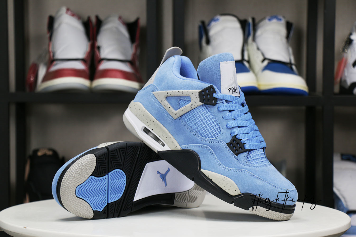 Jordan 4 Retro Universtity Blue 2021( Ln5 A1 )
