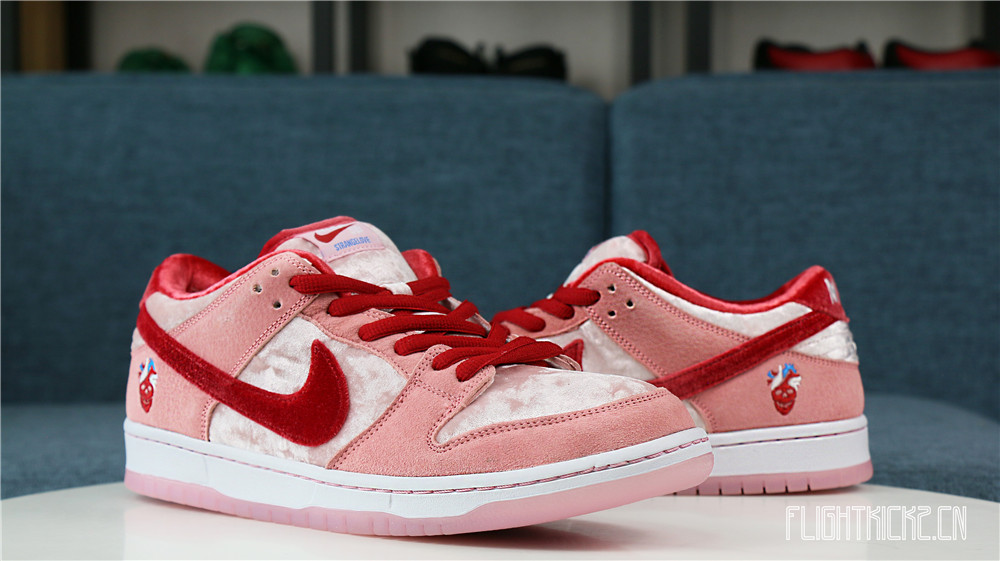 Nike SB Dunk Low StangeLove(LN5 A1 Batch)