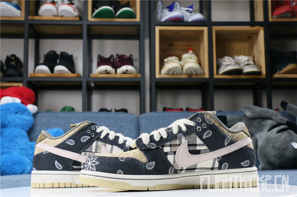 Travis Scott x Nike SB Dunk Low(LN5 A1 Batch)