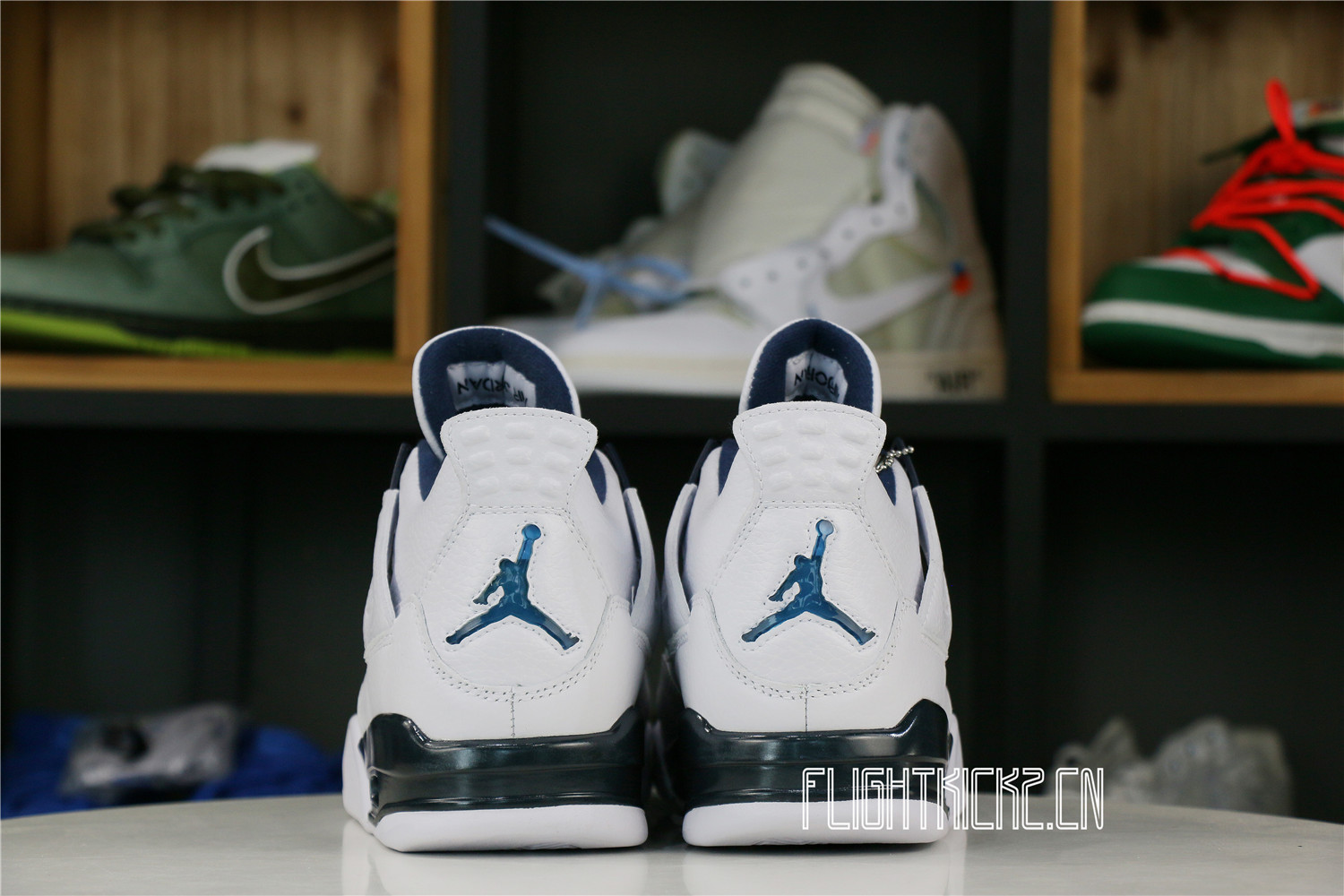 AIR JORDAN 4 RETRO LS ‘LEGEND BLUE’