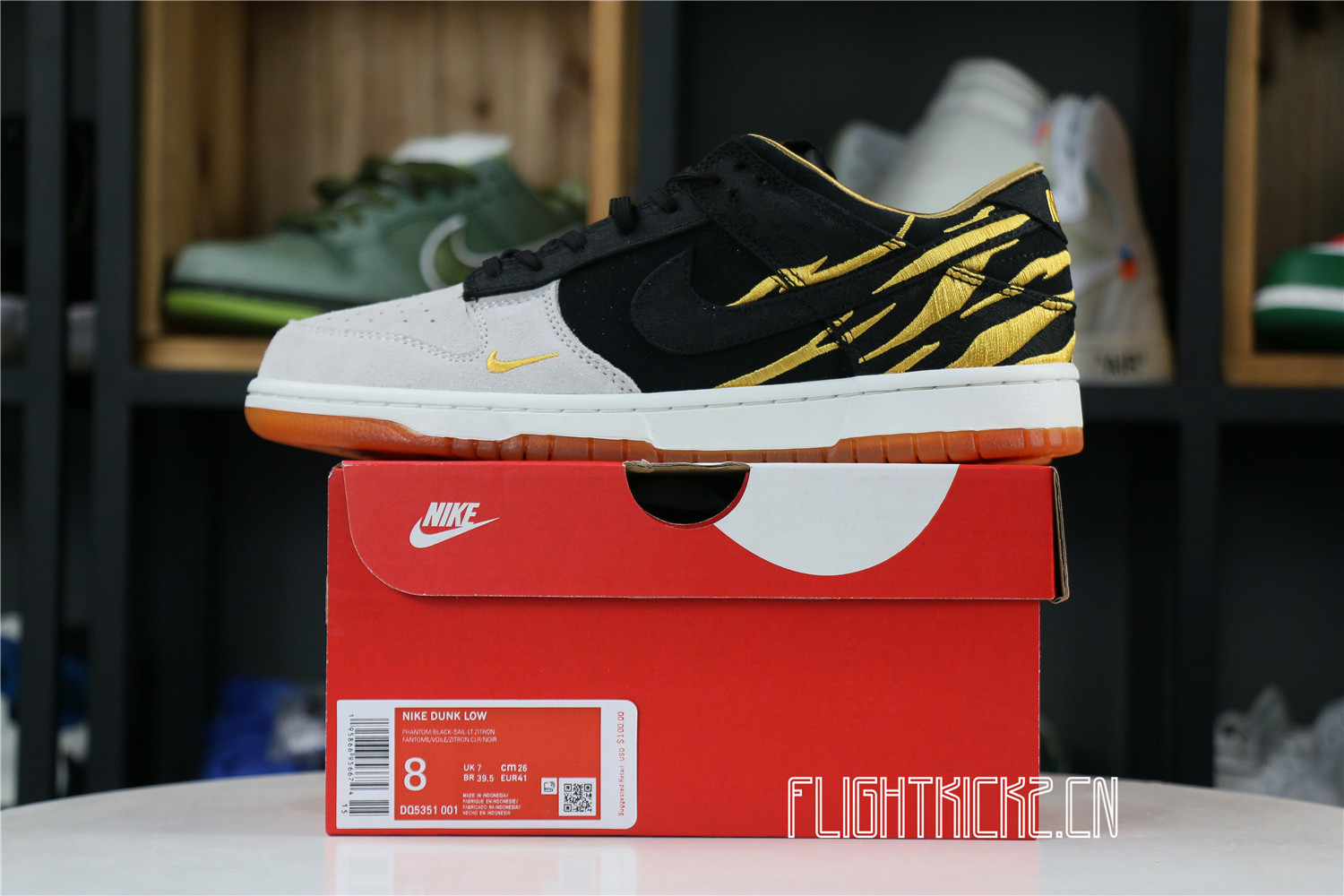 Nike Dunk Low Year of the Tiger (2022)