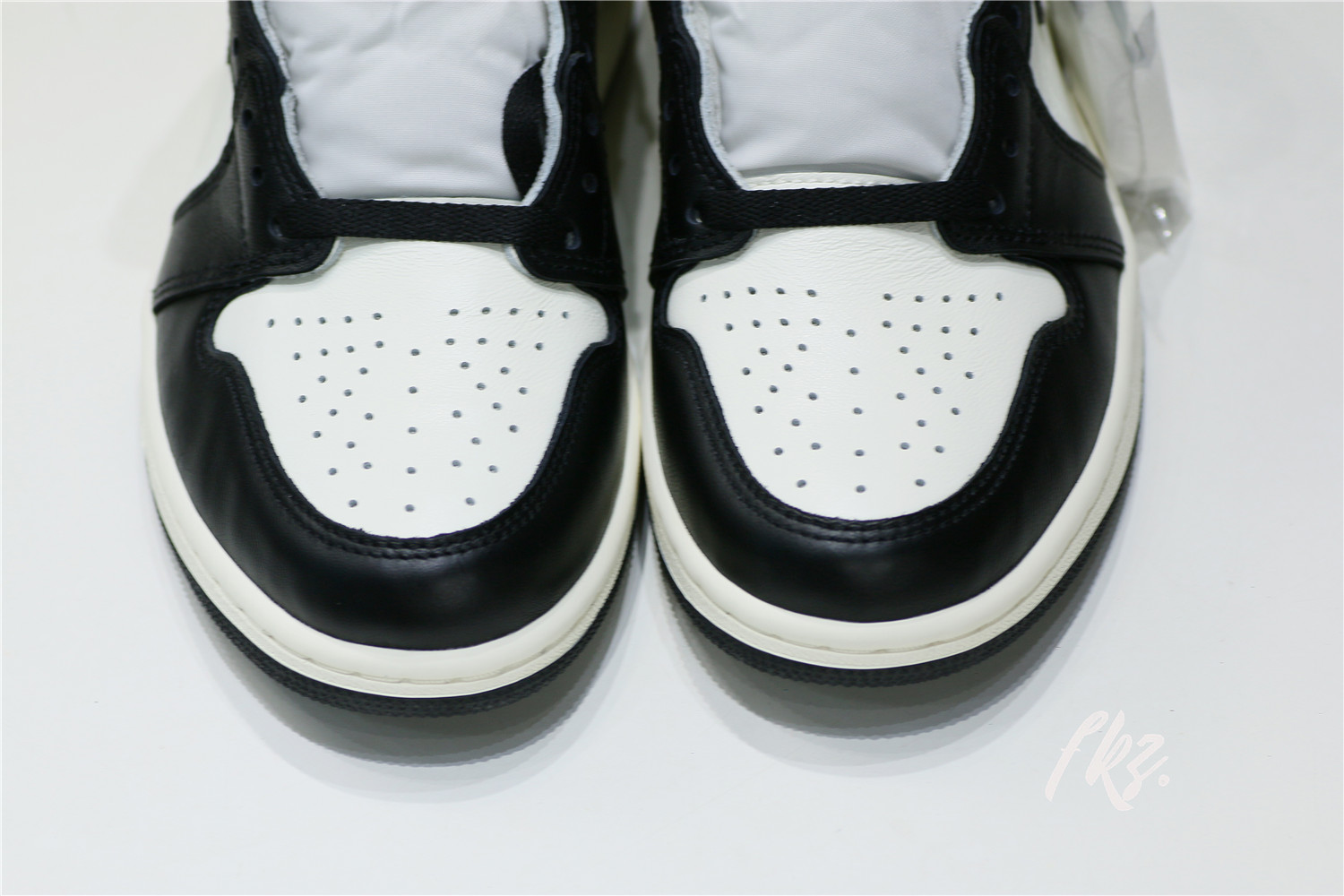 Jordan 1 Retro High Dark Mocha 2020 (LN5 A1 Batch)