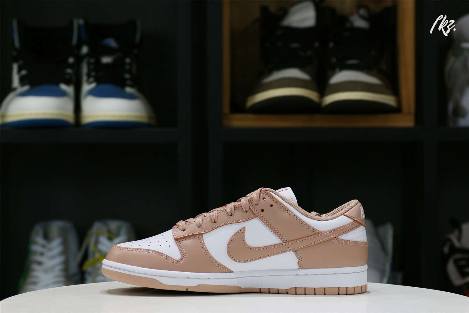 Nike Dunk Low Rose Whisper