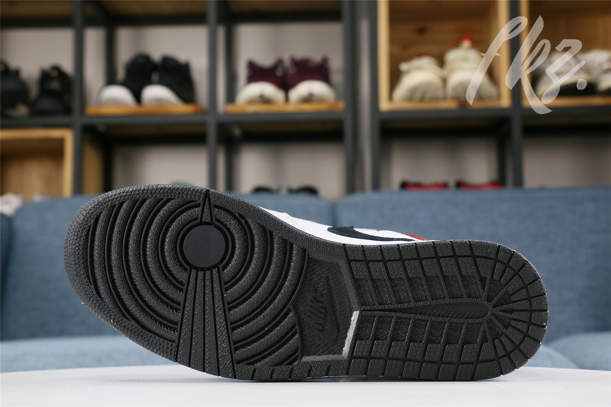 Air Jordan 1 Retro Smoke Grey(GS)