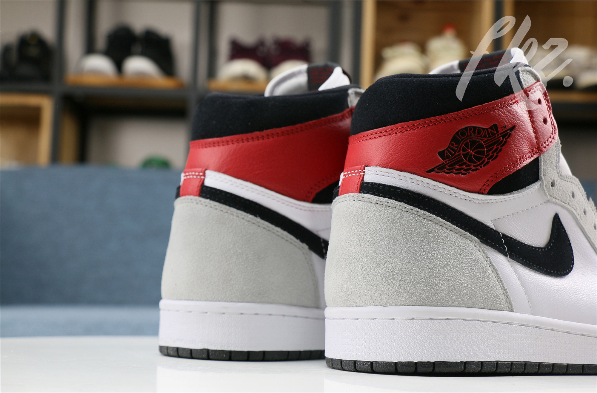 Air Jordan 1 Retro Smoke Grey(GS)