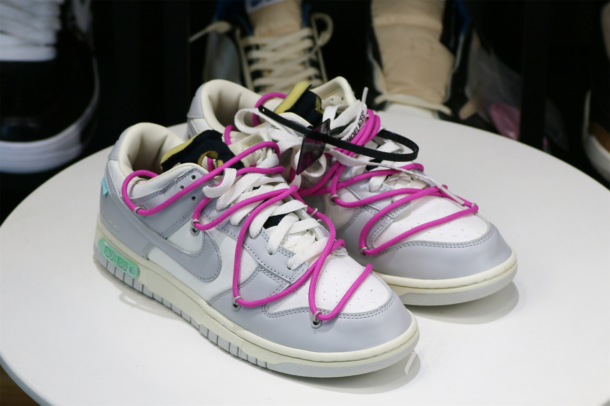 Nike Dunk Low Off-White Lot 30