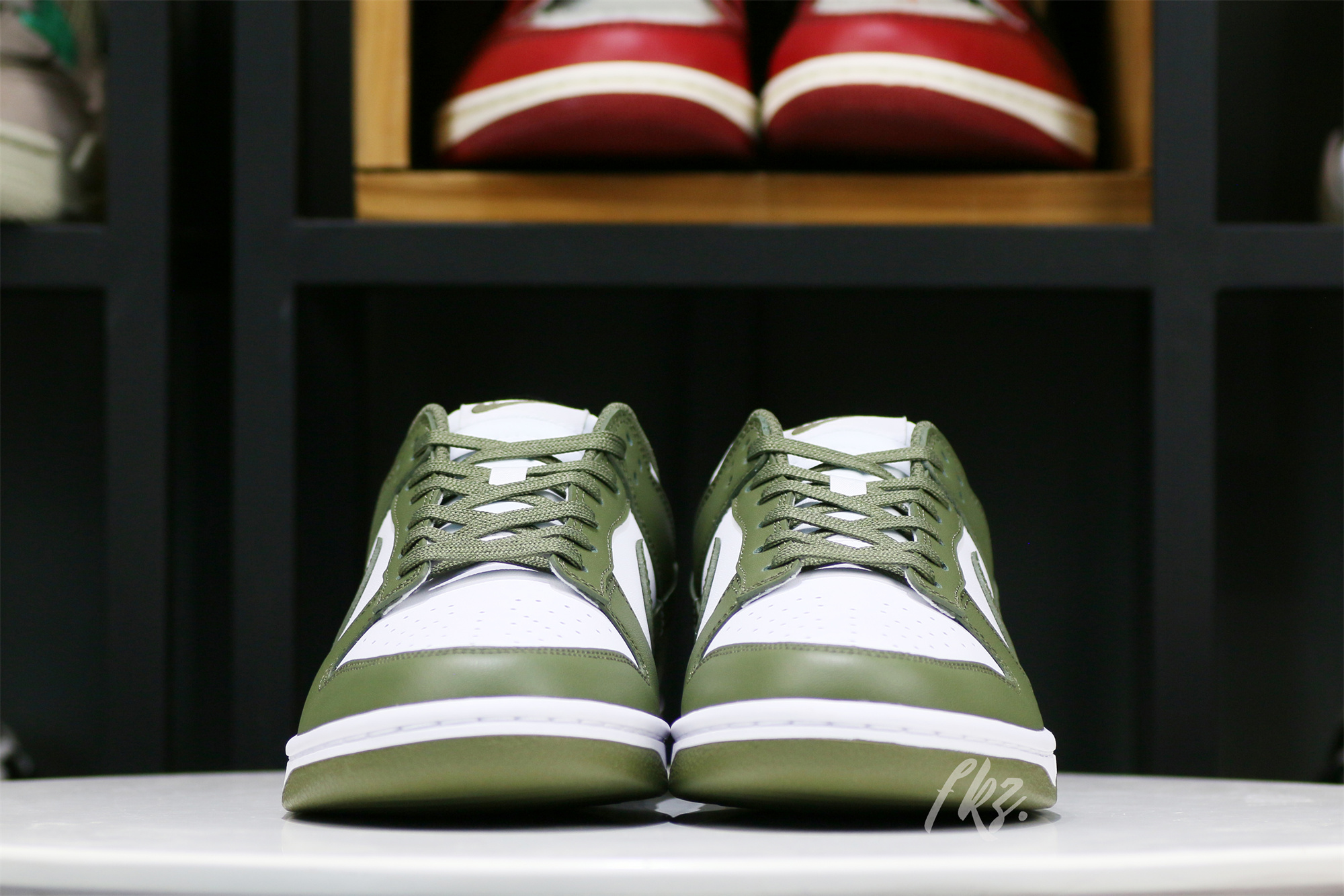 Nike Dunk Medium Olive W