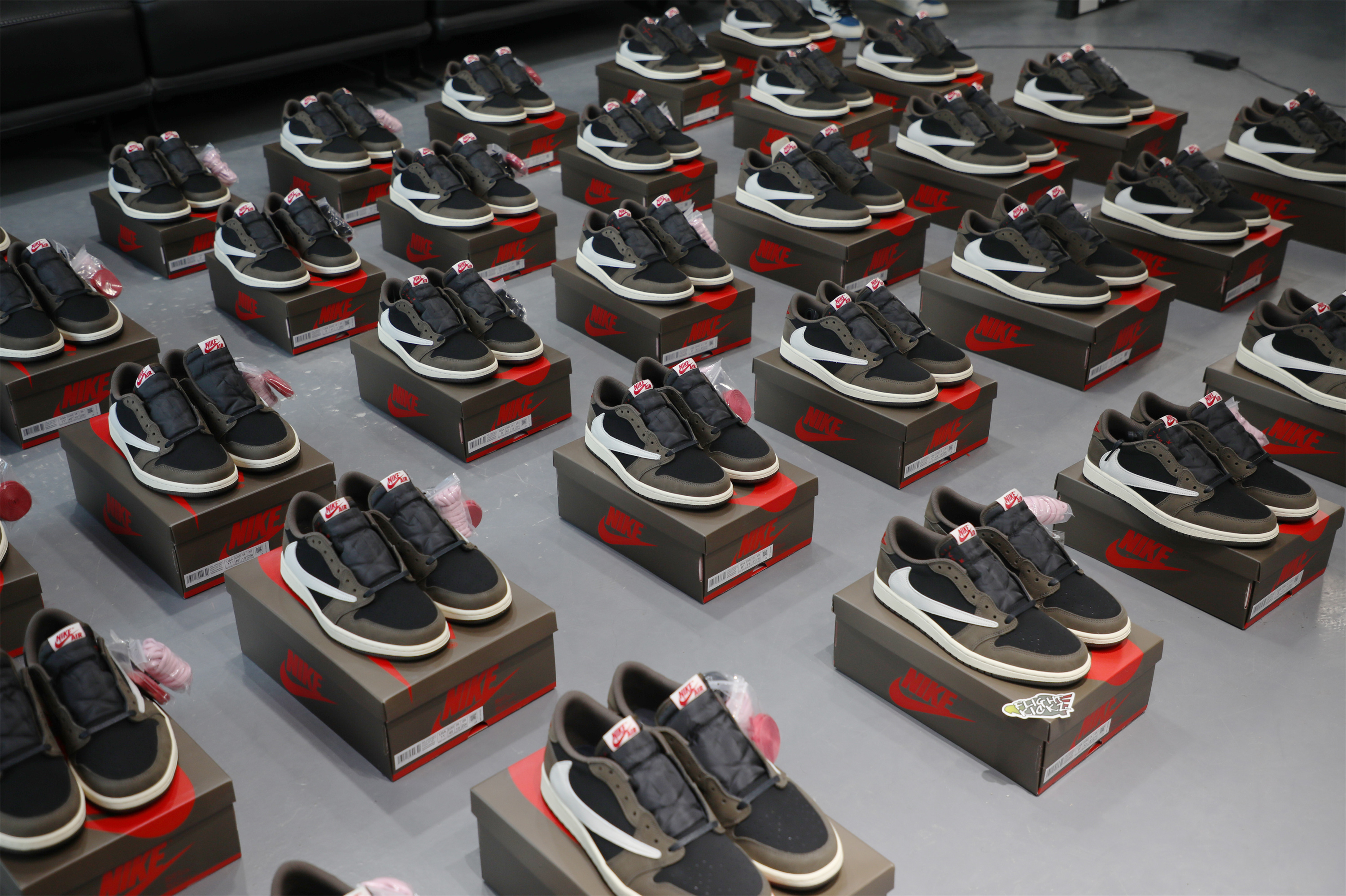 Travis Scott X Air Jordan 1 Low ‘Cactus Jack’ (LN5 A1 Batch)