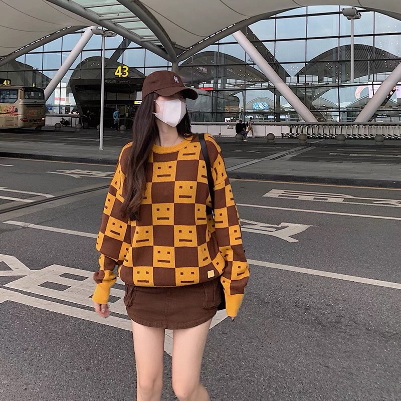 22S SACNE STUDIOS Checkerboard Square Smiley Crew Neck Sweater