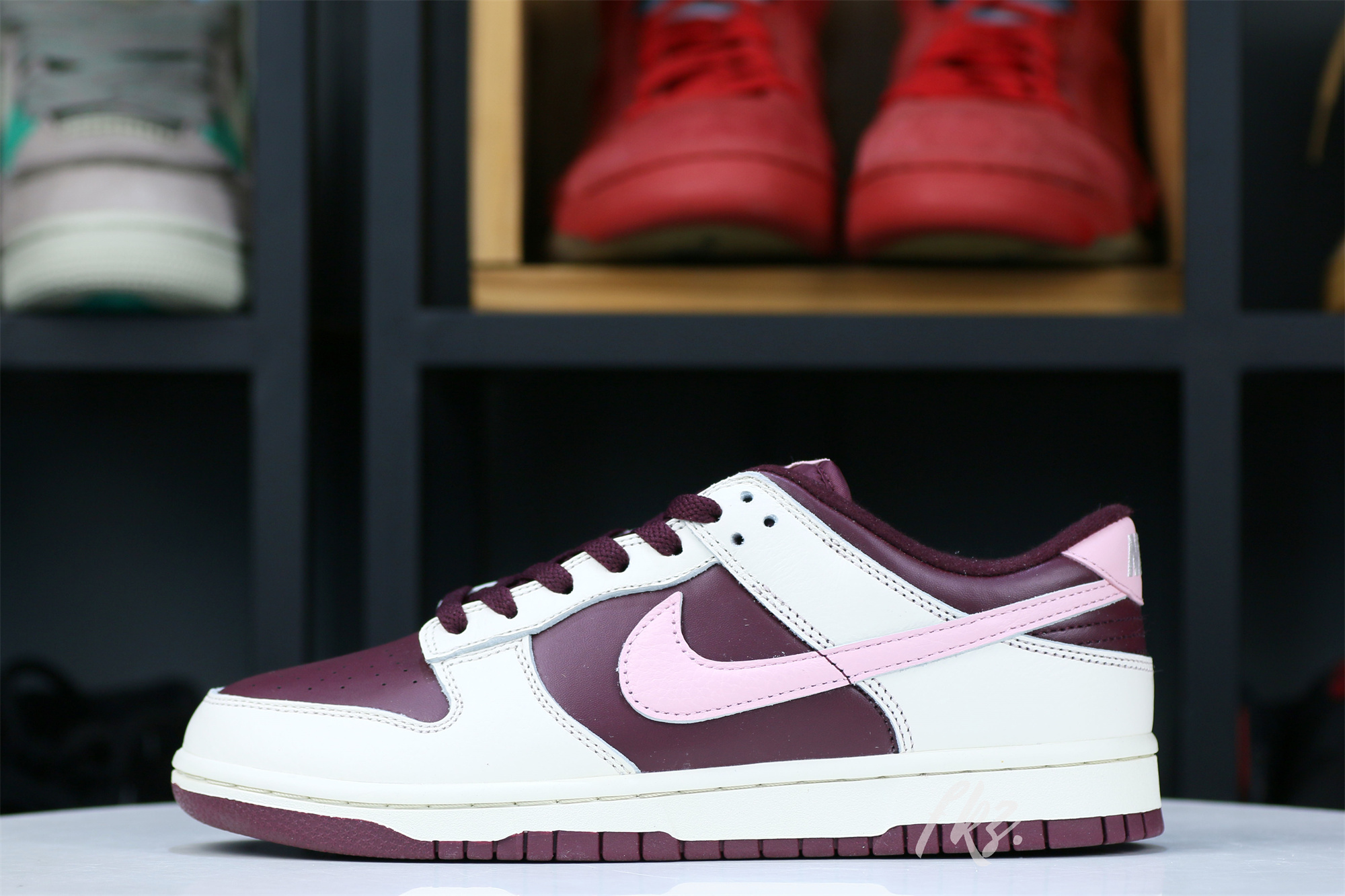 Nike Dunk Low Retro PRM Valentine’s Day 2023
