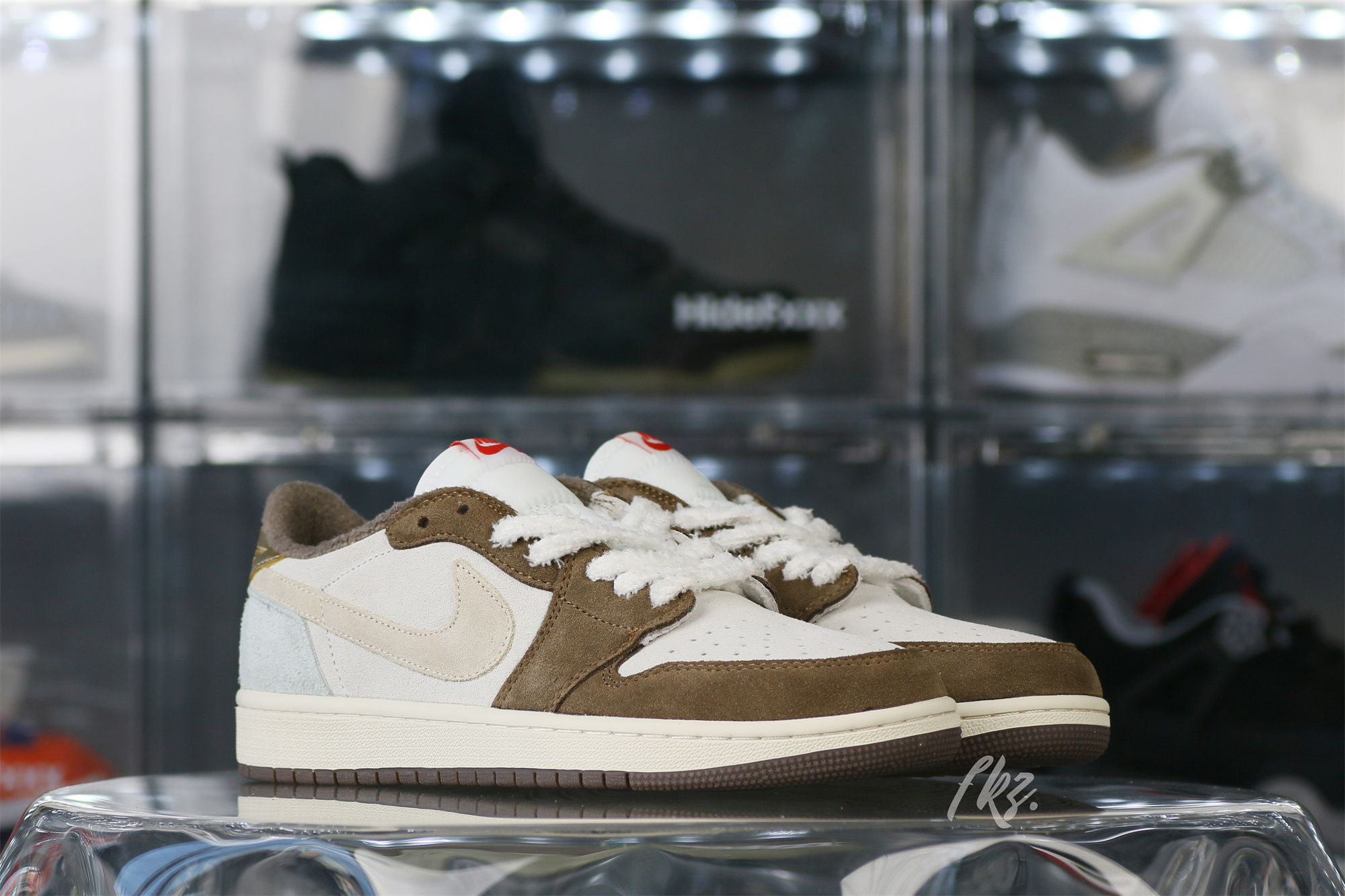 Air Jordan 1 Retro Low OG Year Of The Rabbit 2023