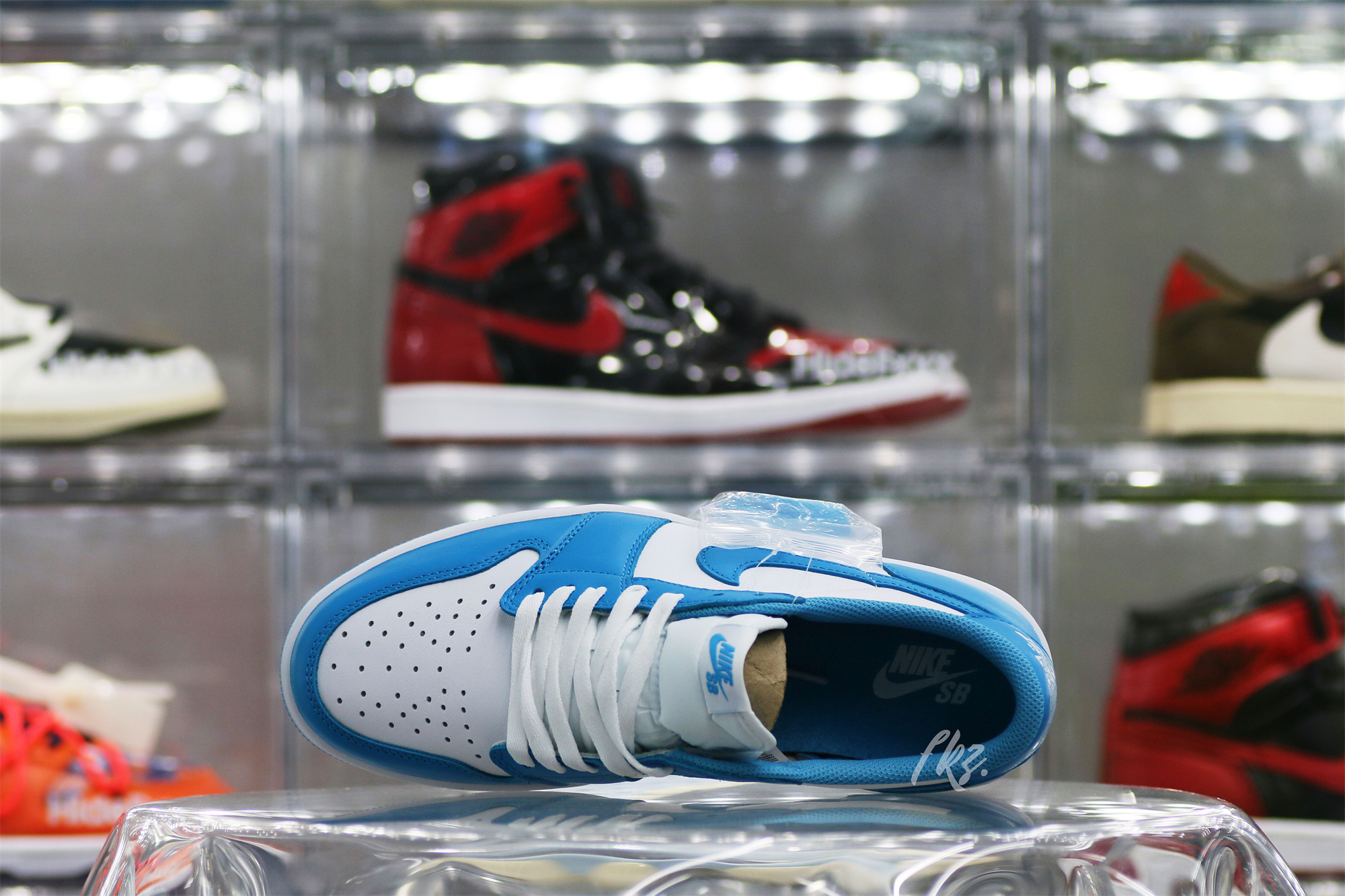 Jordan 1 Low SB University Blue UNC 2019