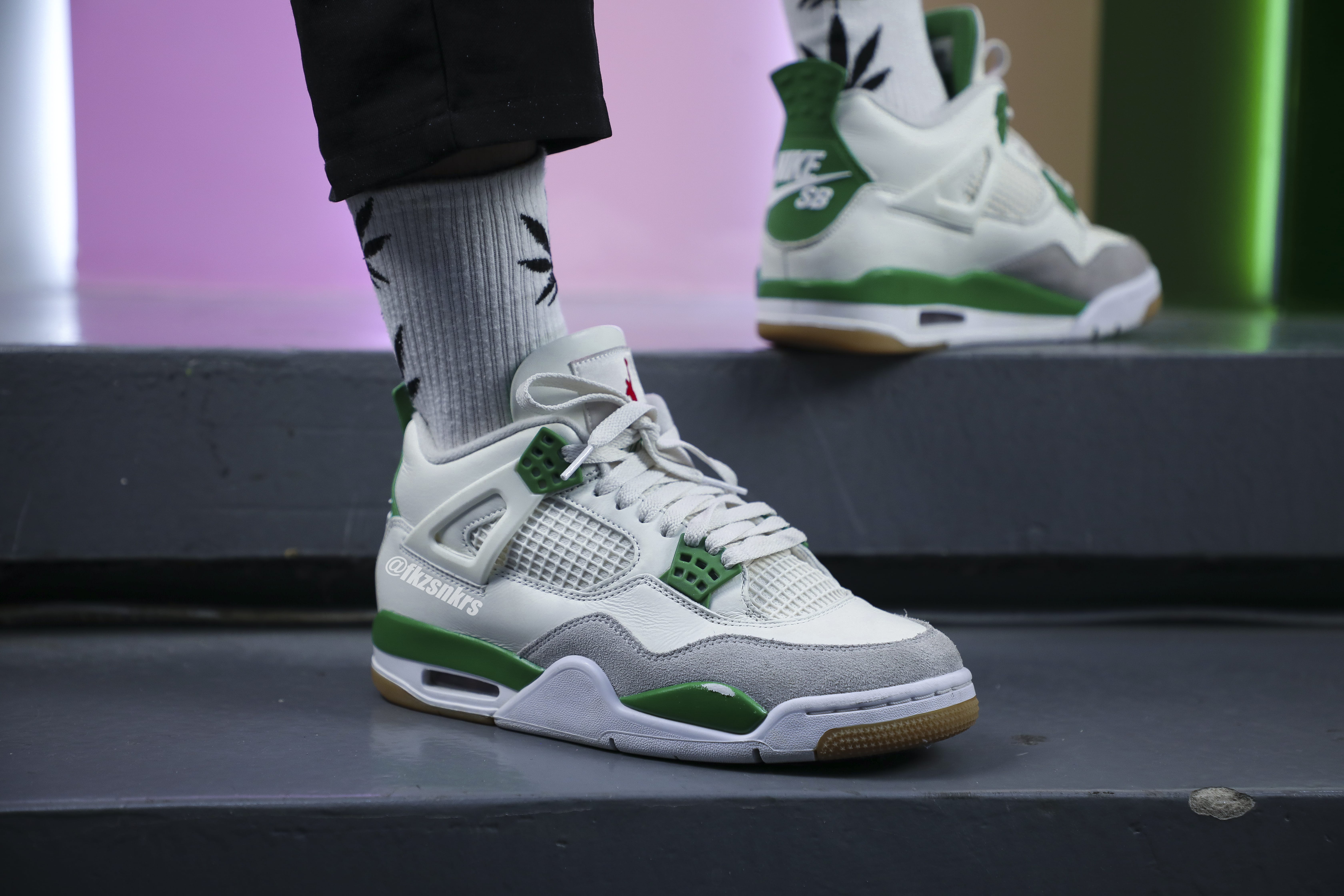 Nike SB x Air Jordan 4 “Pine Green” 2023 (LN5 A1 Batch)