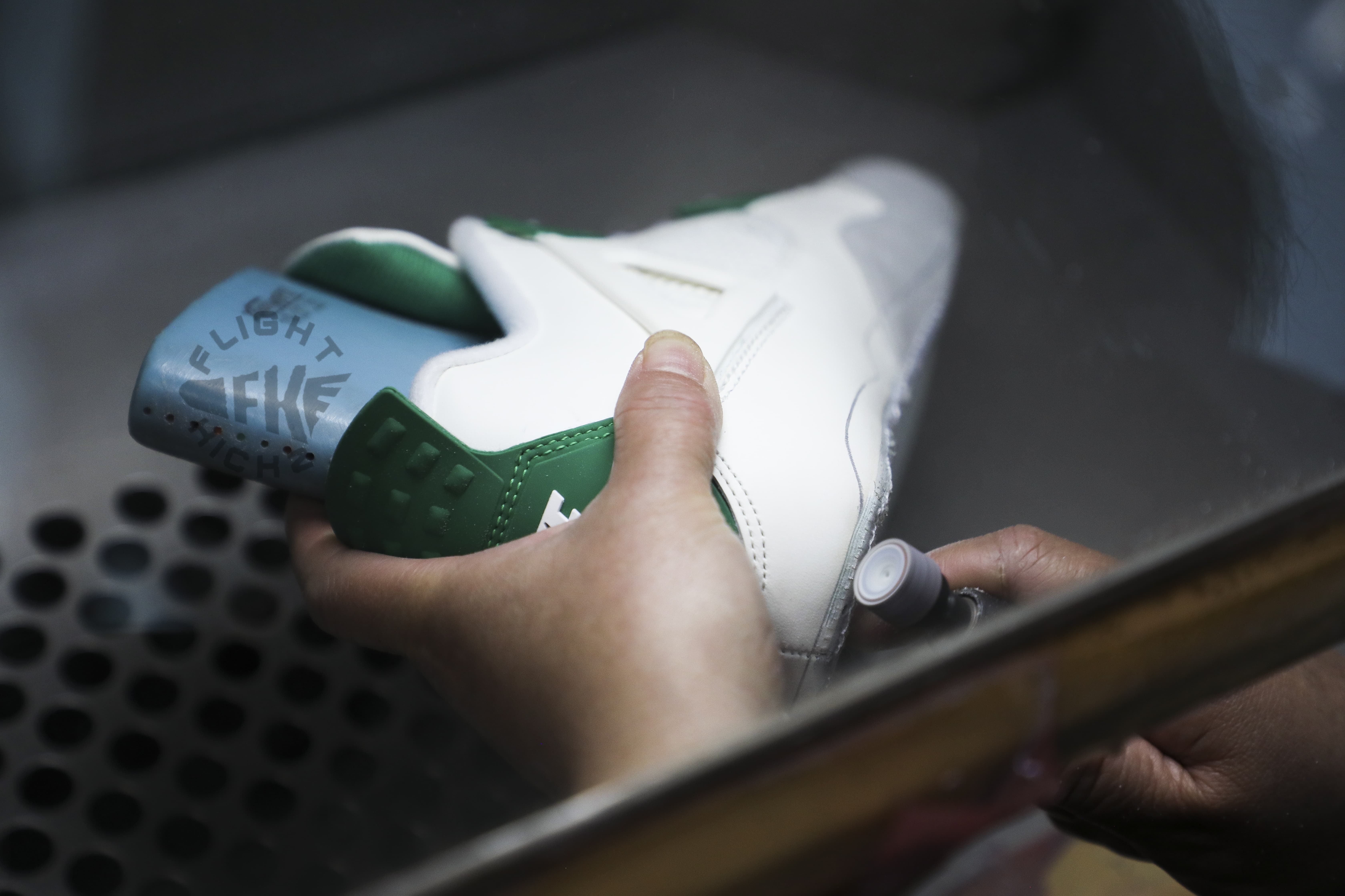 Nike SB x Air Jordan 4 “Pine Green” 2023 (LN5 A1 Batch)