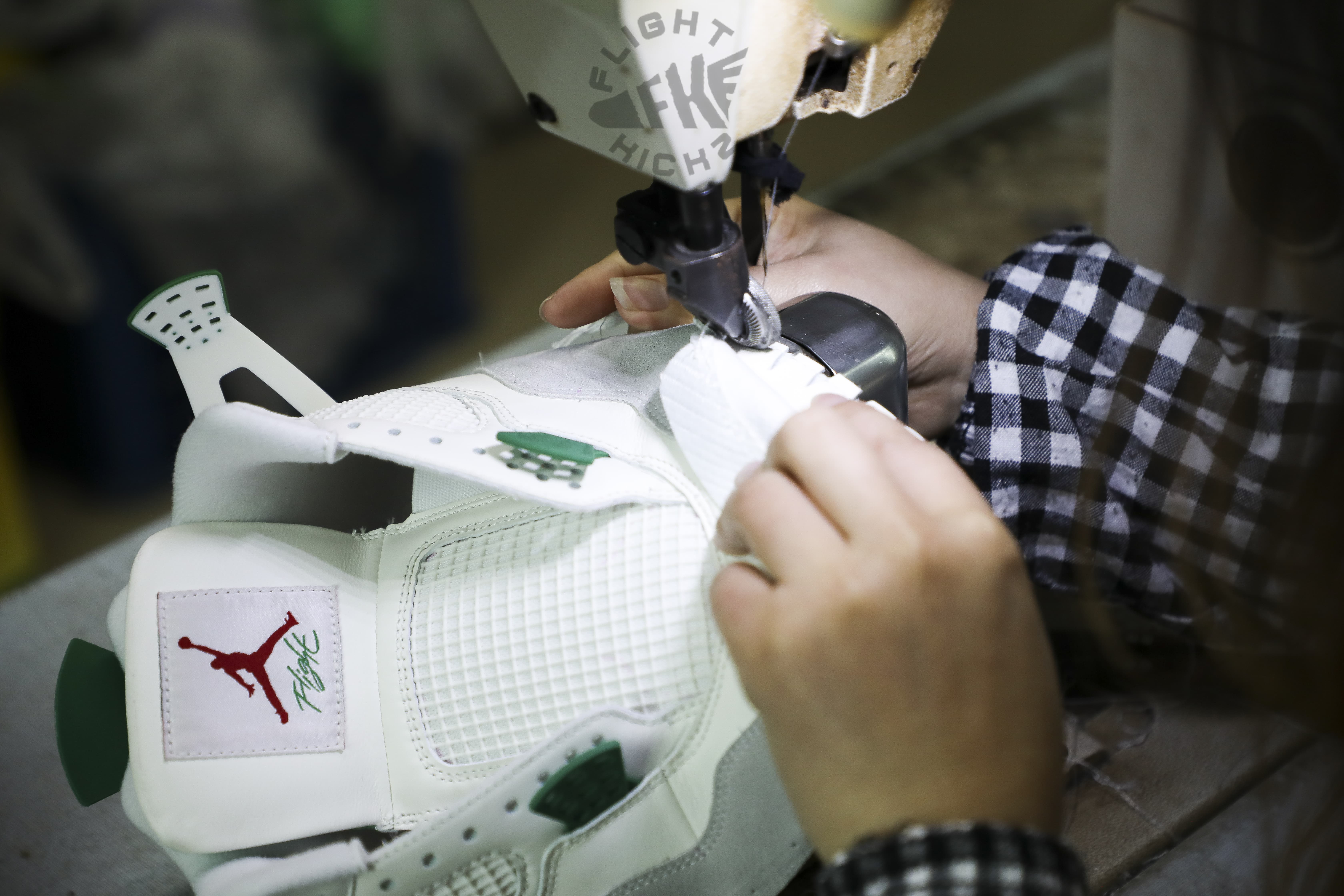 Nike SB x Air Jordan 4 “Pine Green” 2023 (LN5 A1 Batch)