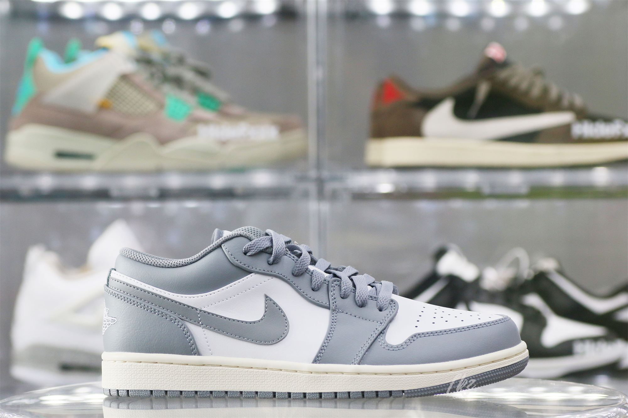 Air Jordan 1 Low White Wolf Grey 2021