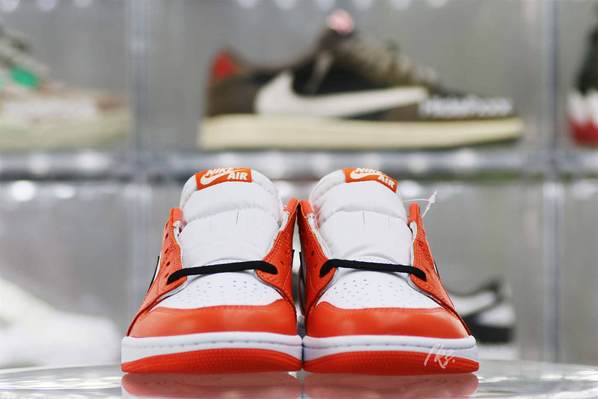 Air Jordan 1 Low Starfish