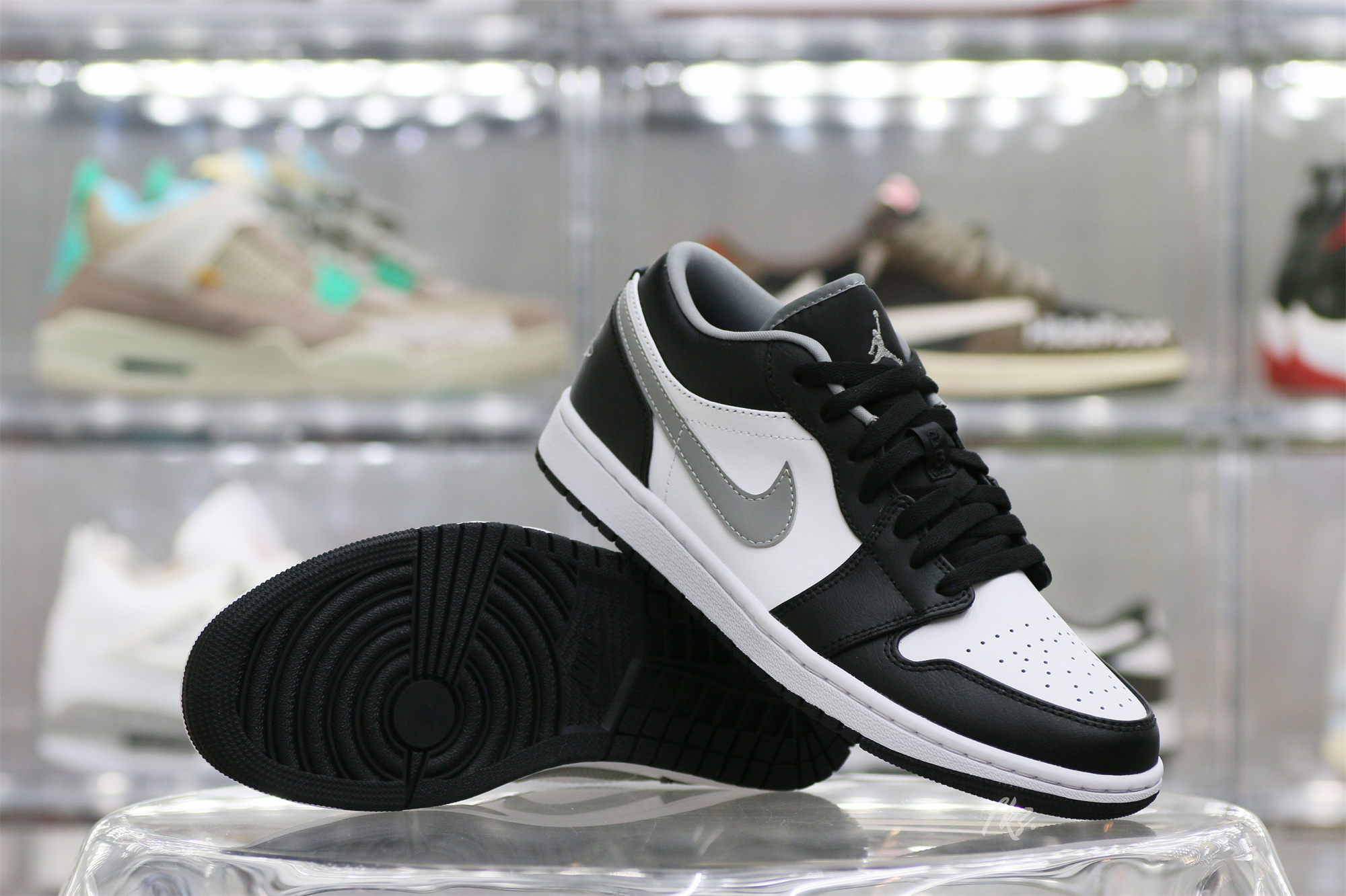 Air Jordan 1 Low Black White Grey