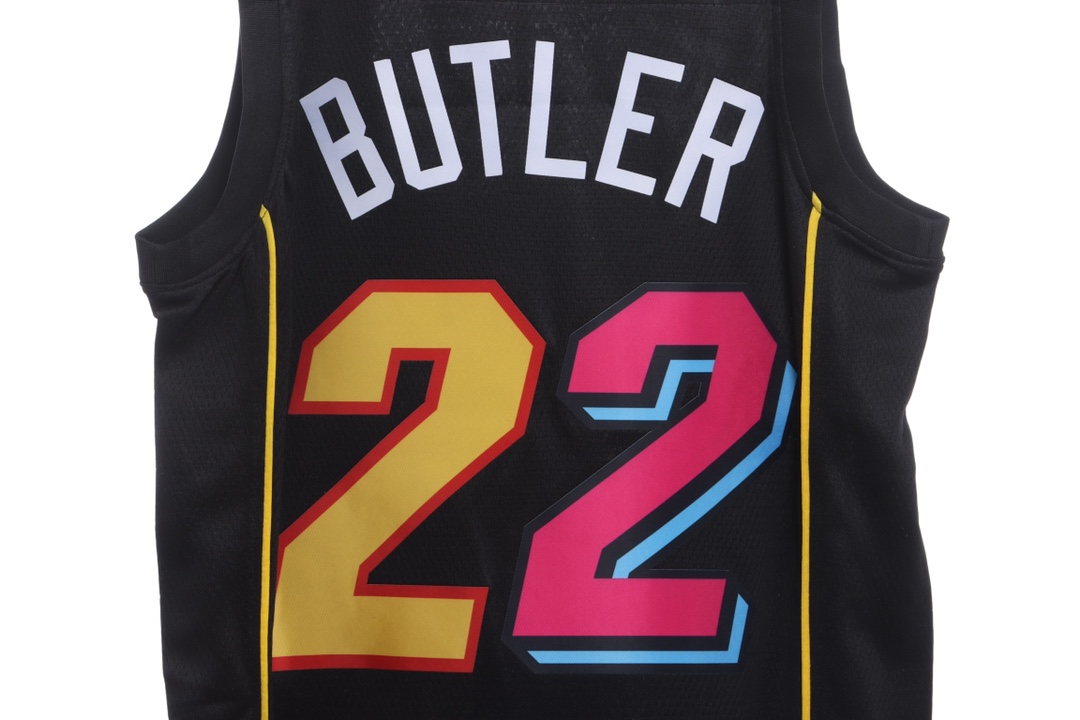 Heat Retro City Edition Wade No. 22 Jersey