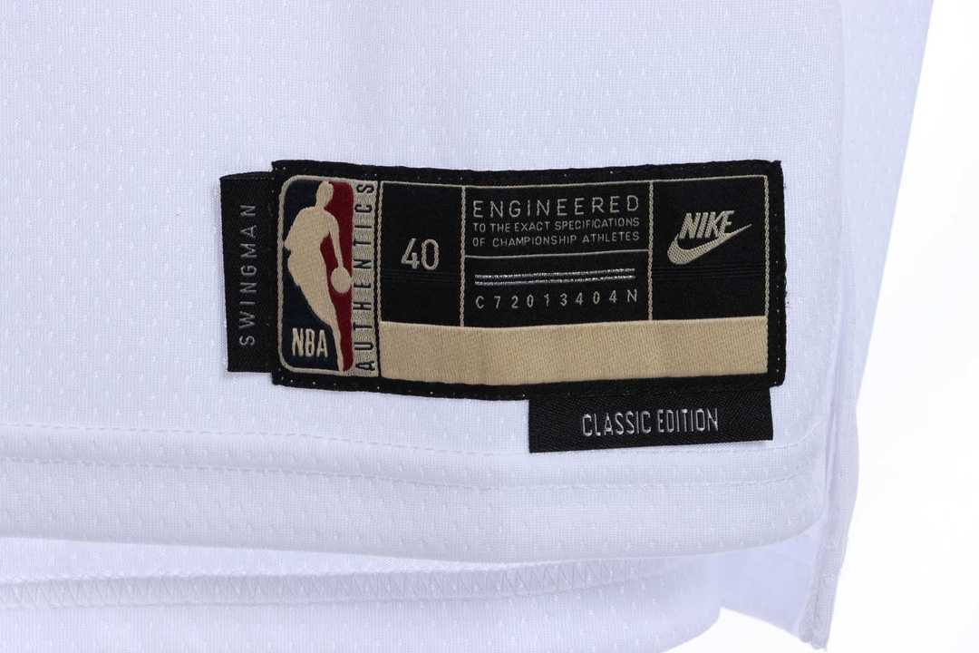 Lakers 23 season retro No. 6 jersey