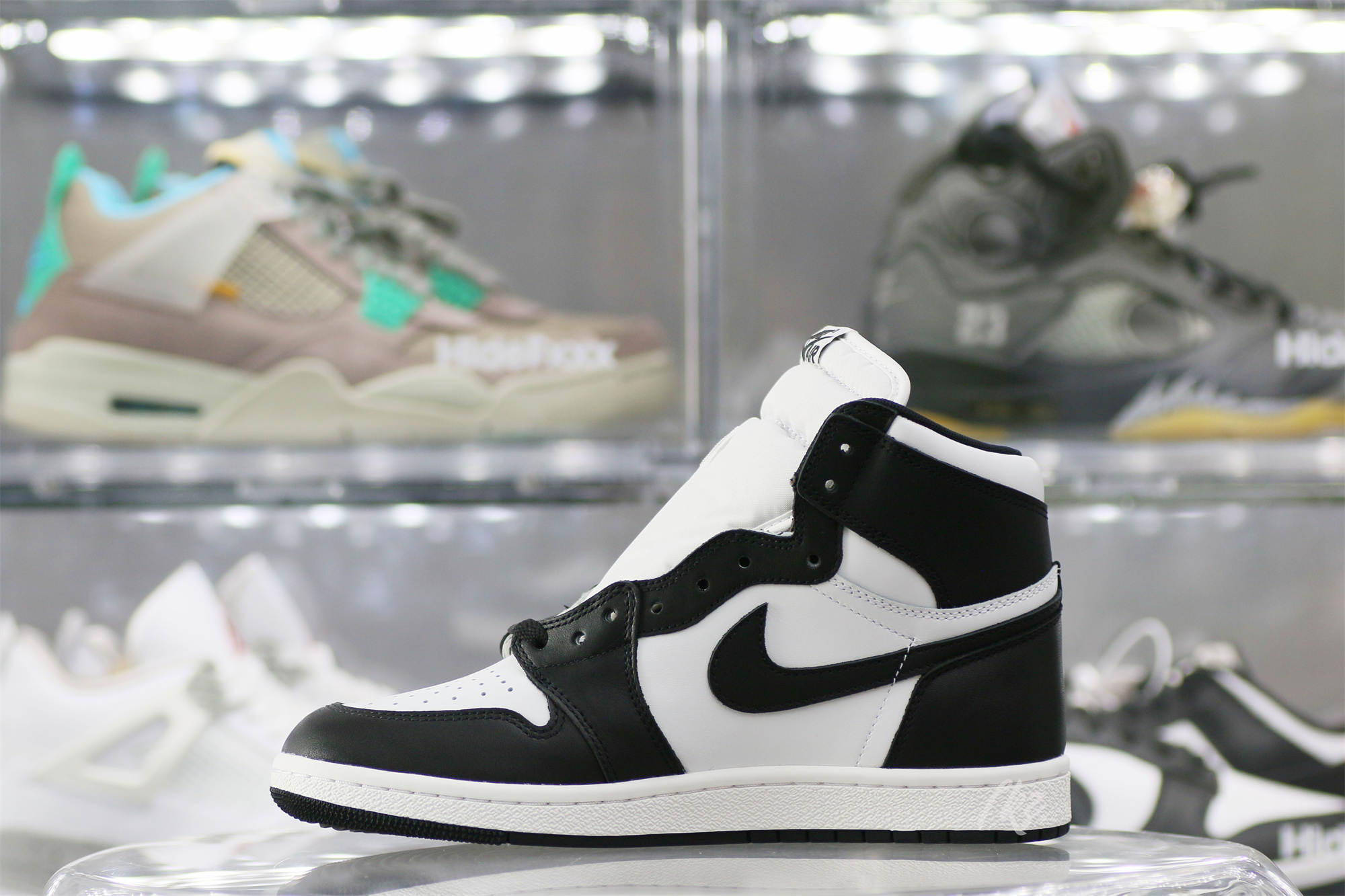 Jordan 1 Retro High 85 Black and White 2023