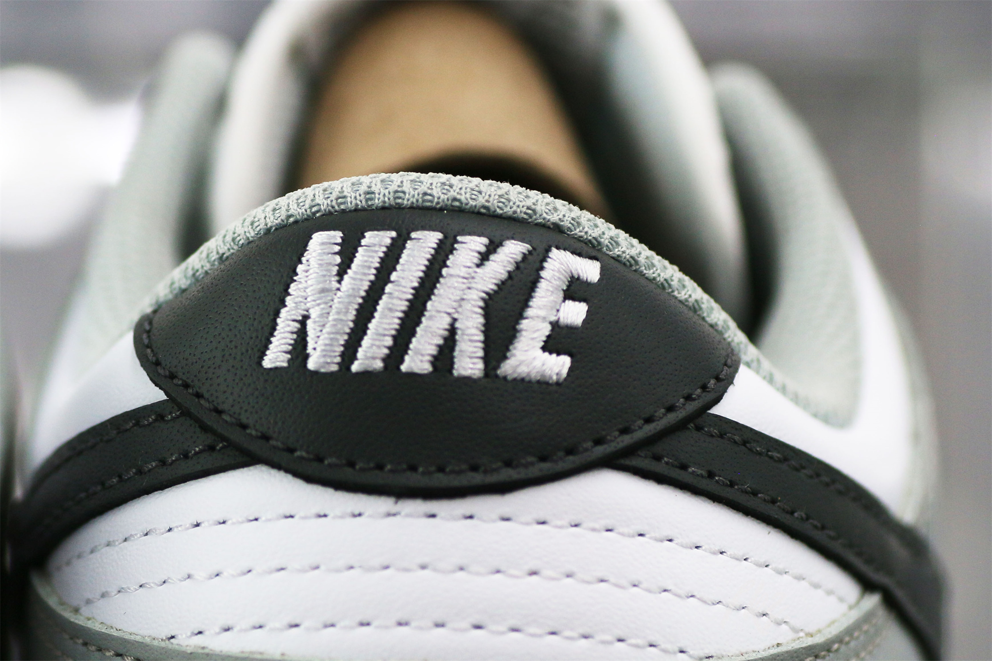 Nike Dunk Low Light Smoke Grey