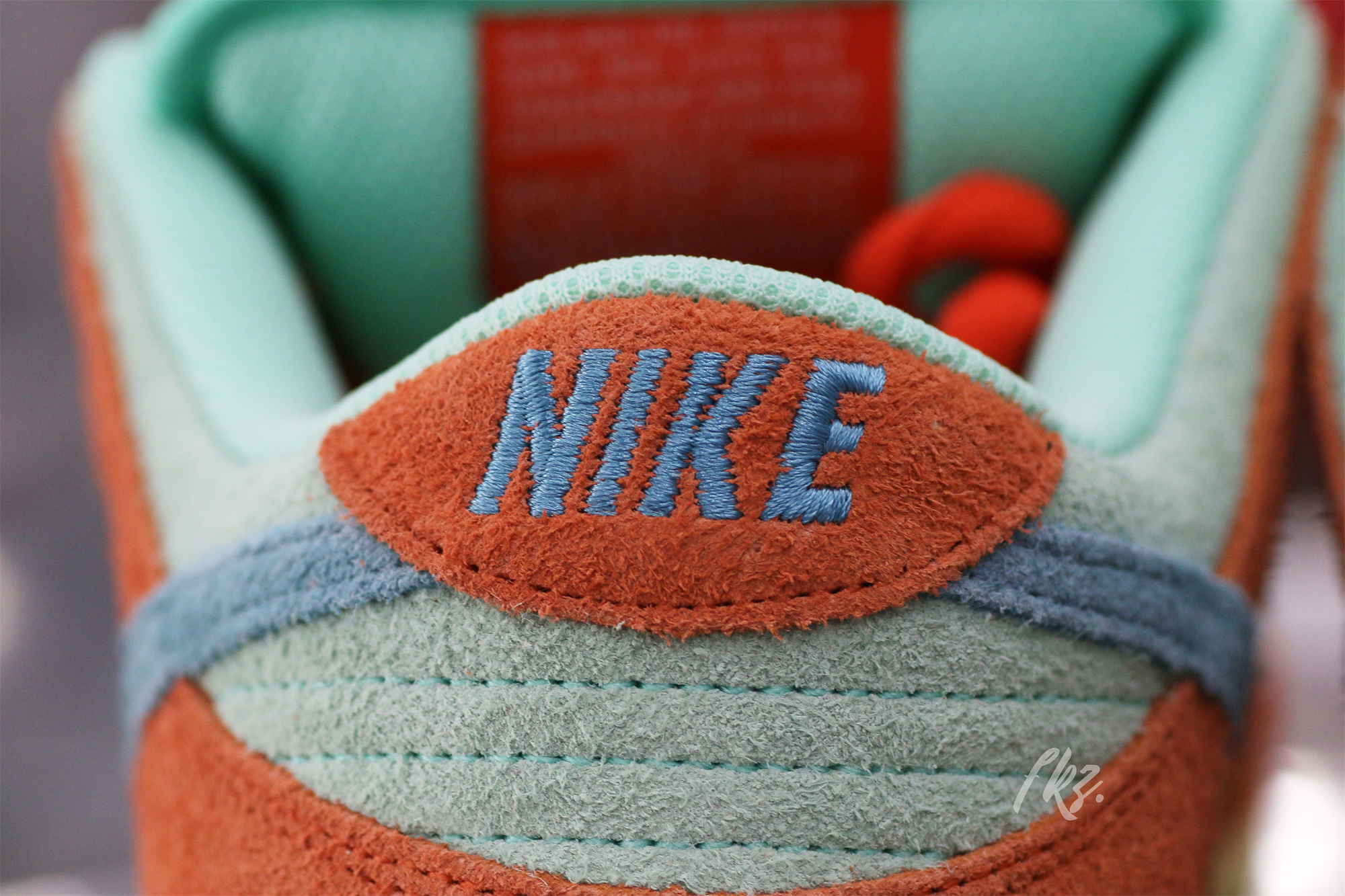 Nike SB Dunk Low Orange/Noise Aqua 2023