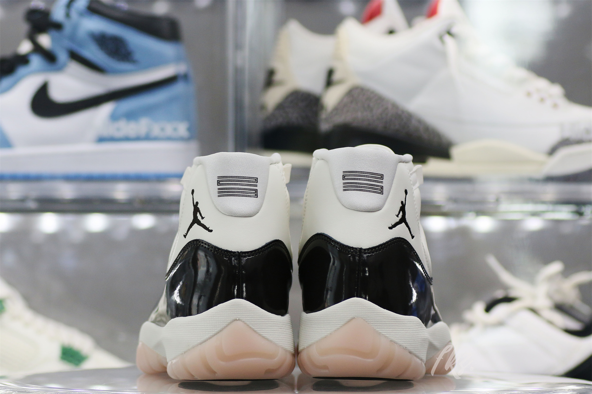 Air Jordan 11 “Neapolitan”（WMNS） (Ln5 A1 Batch)