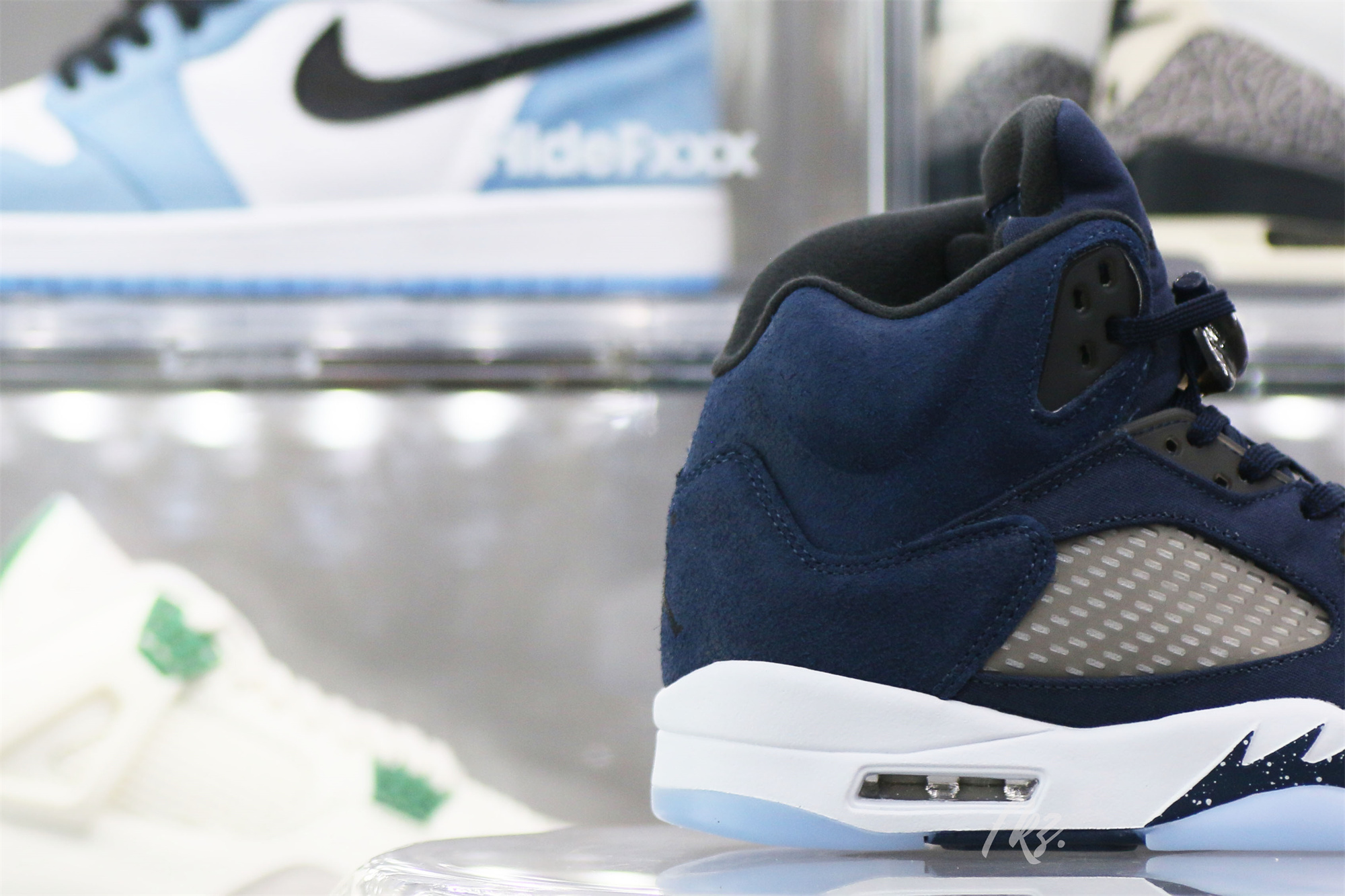 Nike Air Jordan 5 “Midnight Navy”