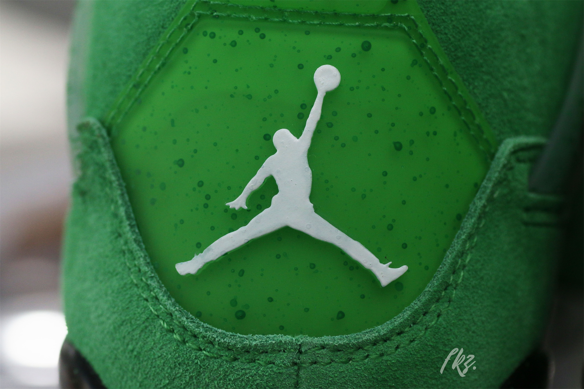 Air Jordan 4 Retro Wahlburgers
