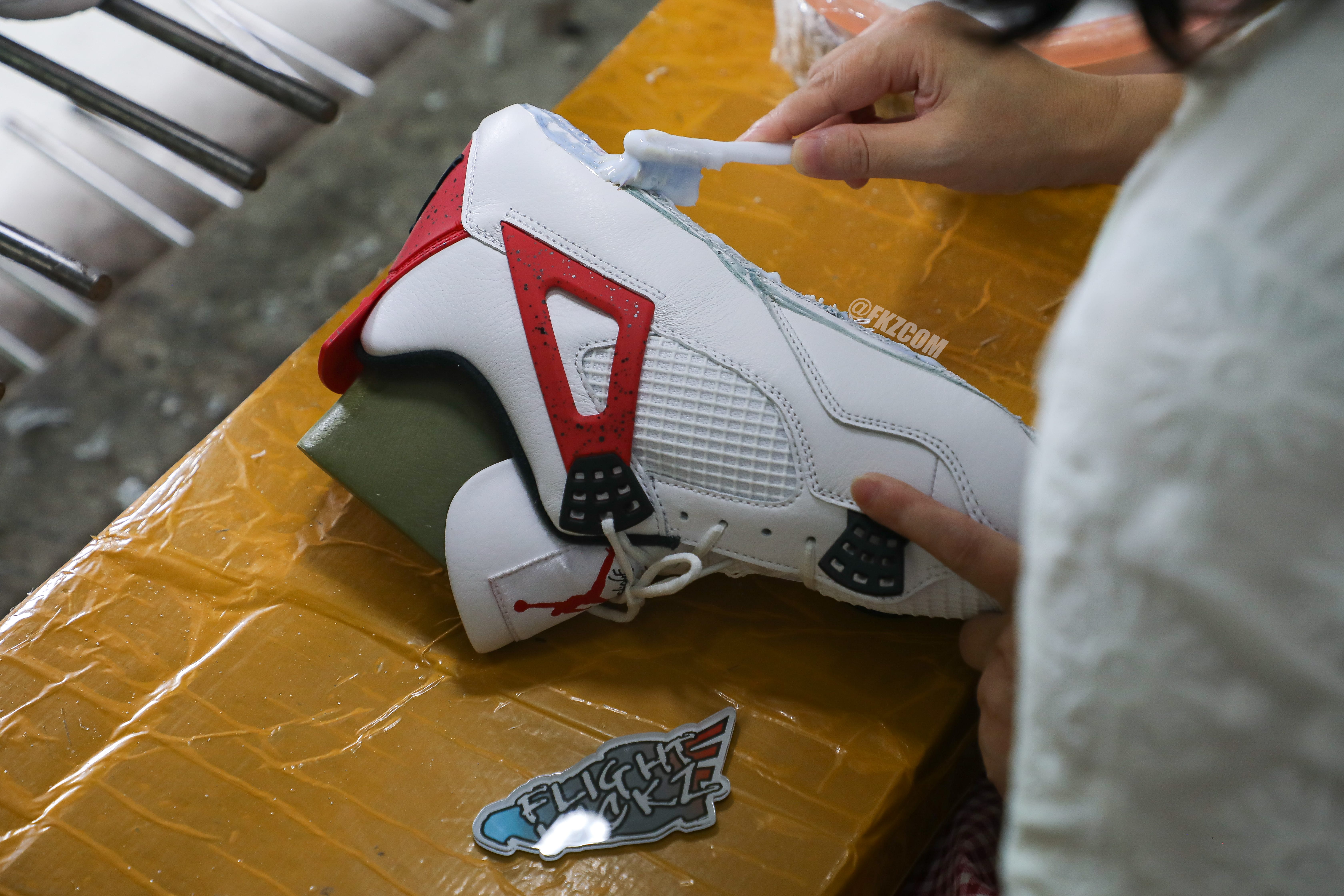 Air Jordan 4 Red Cement 2023 (LN5 A1 Batch)