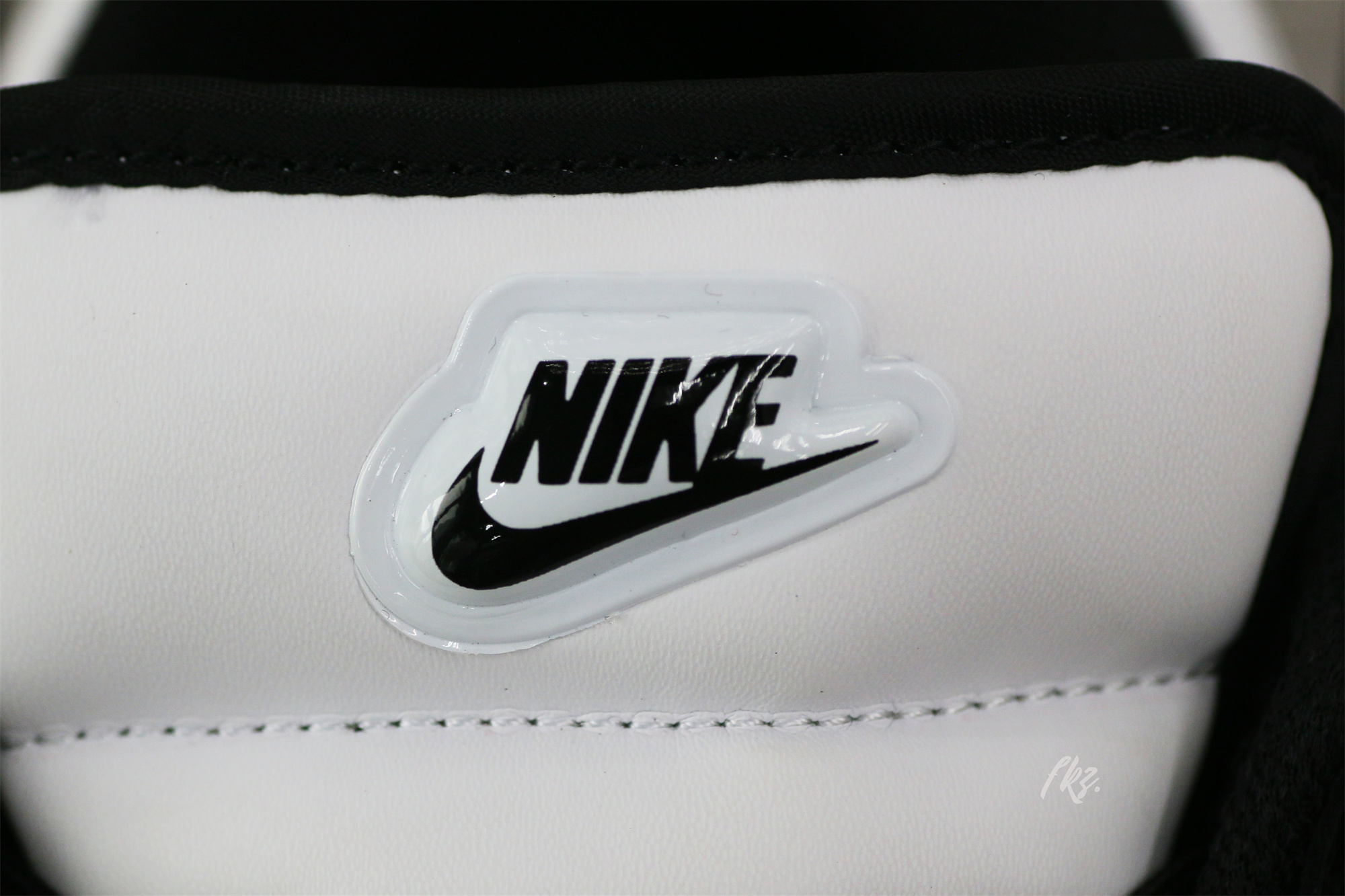 Nike Dunk Low Twist Panda