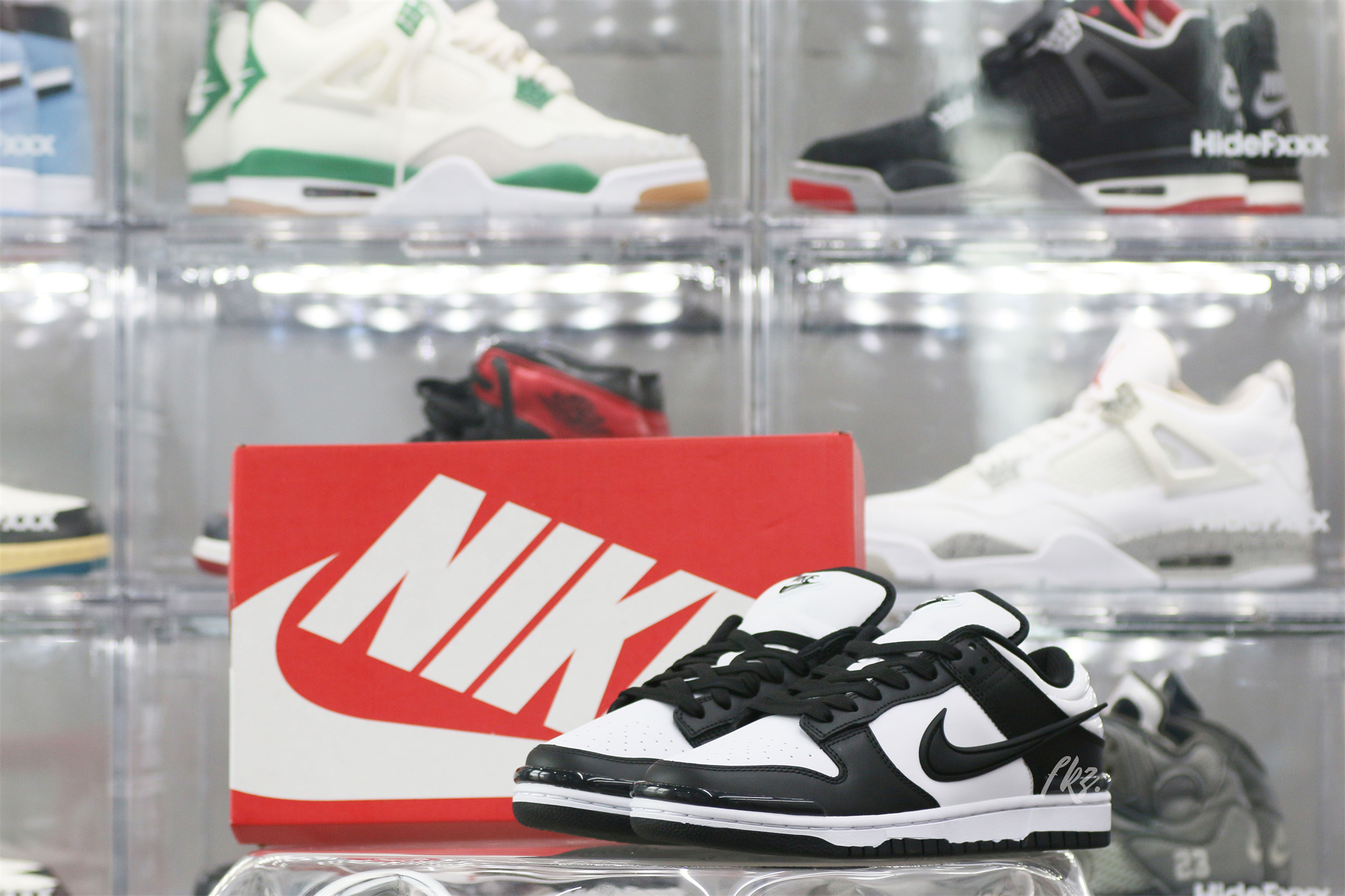 Nike Dunk Low Twist Panda