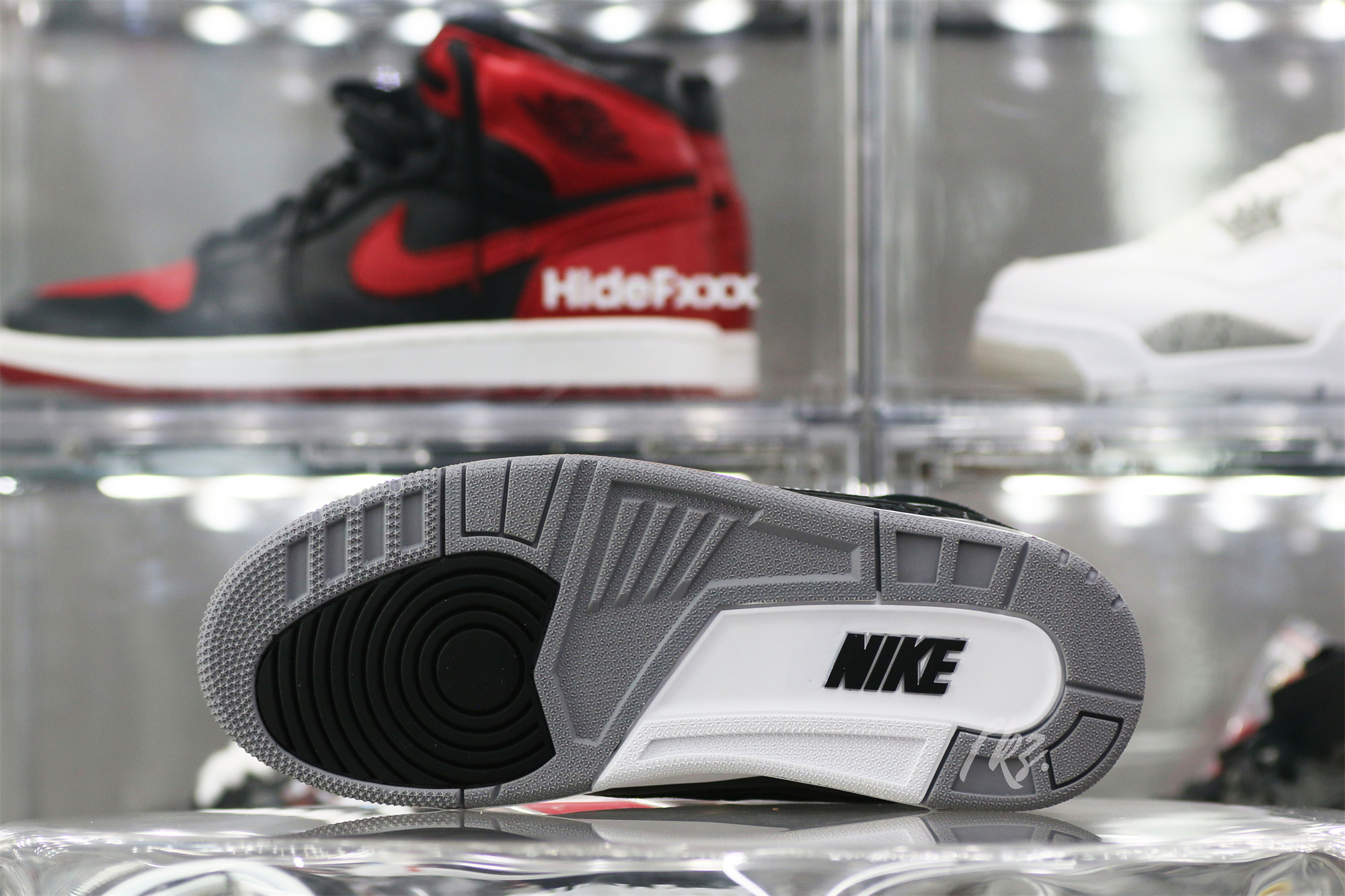 Air Jordan 3 Tinker Hatfield sneakers