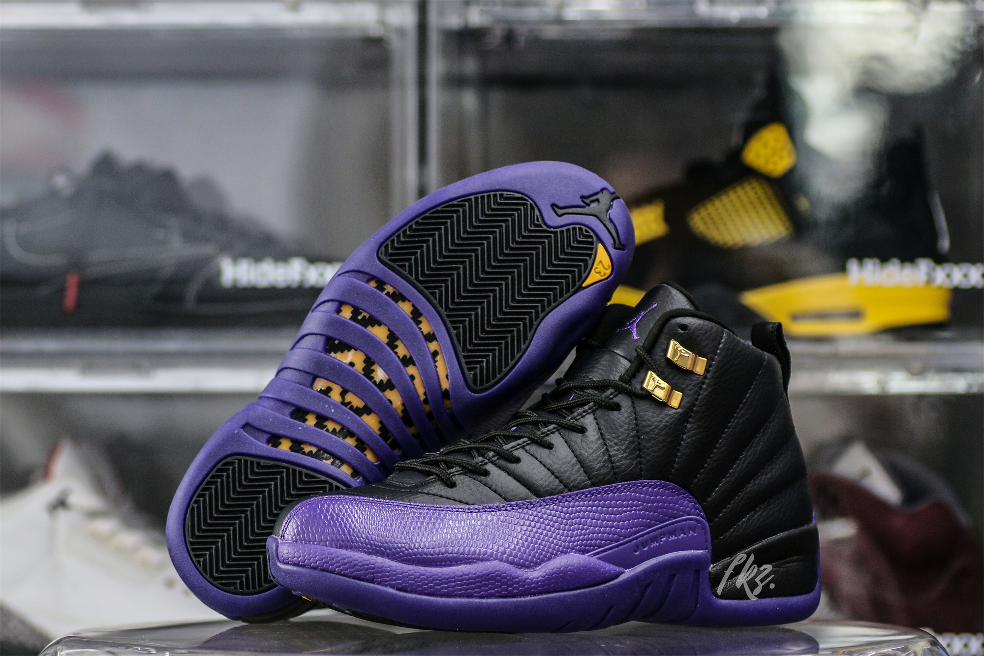Air Jordan 12 Retro “Field Purple” 2023