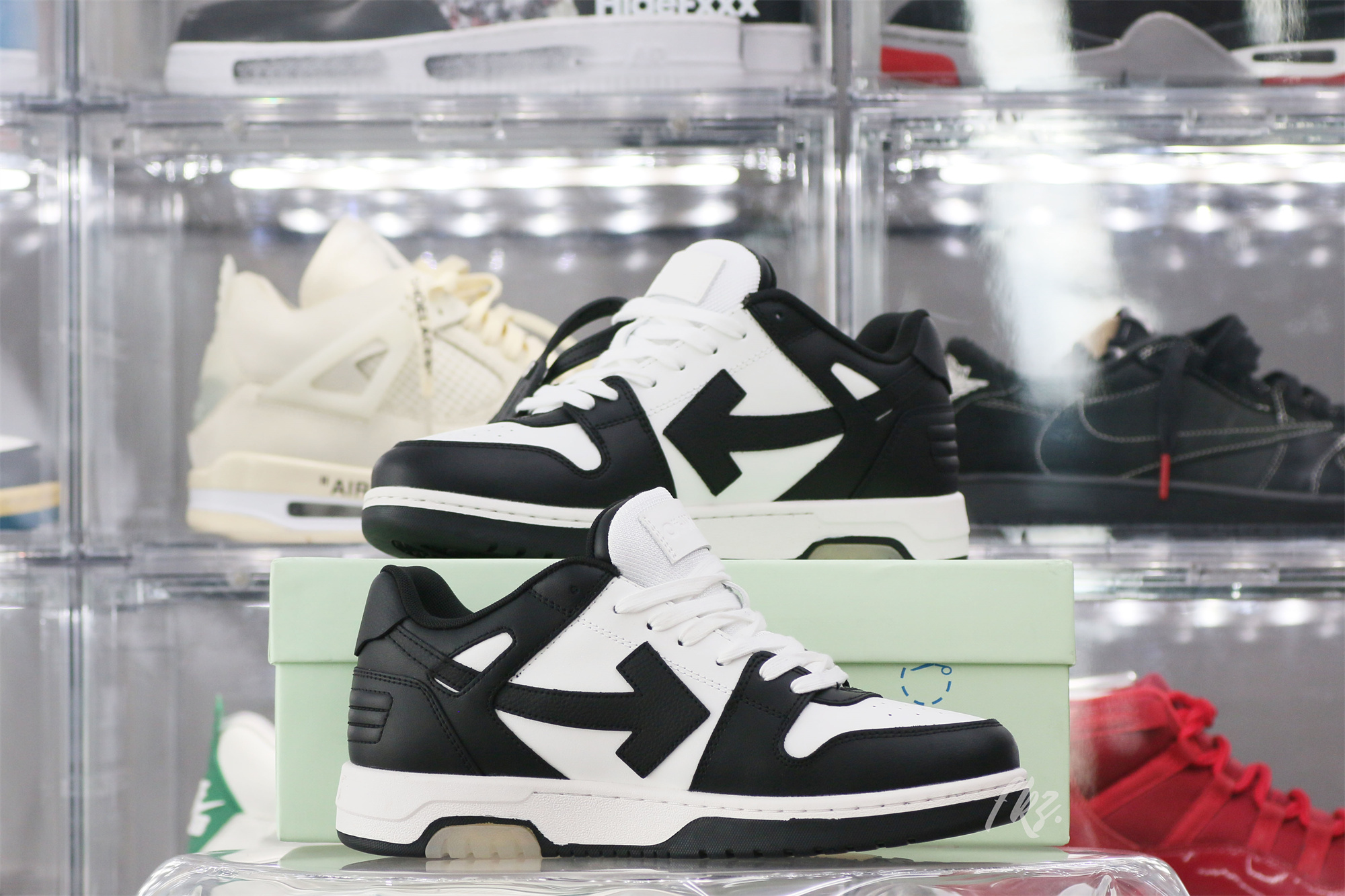 OFF-WHITE Black & White Out Of Office Sneakers