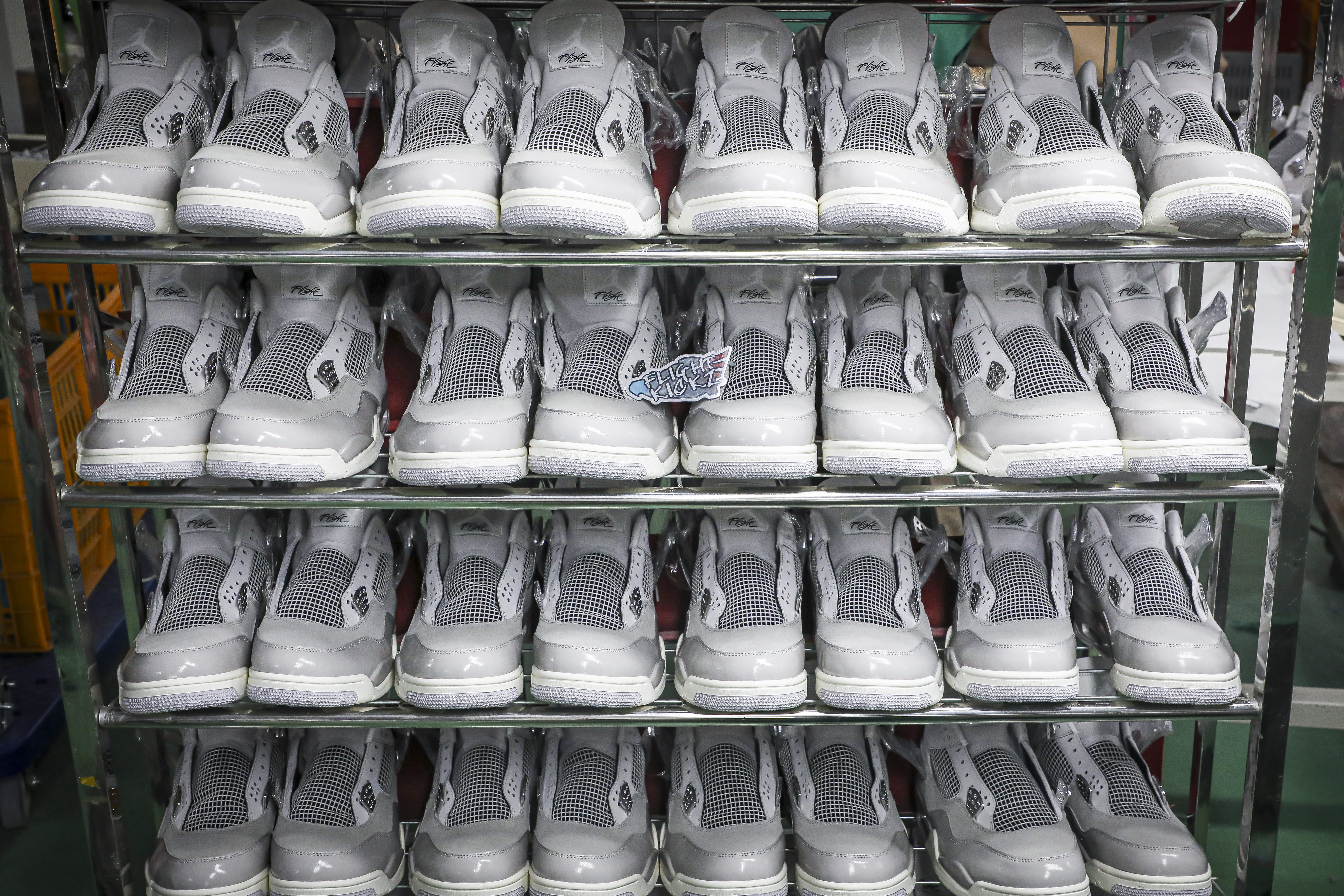 Air Jordan 4 “Frozen Moments”