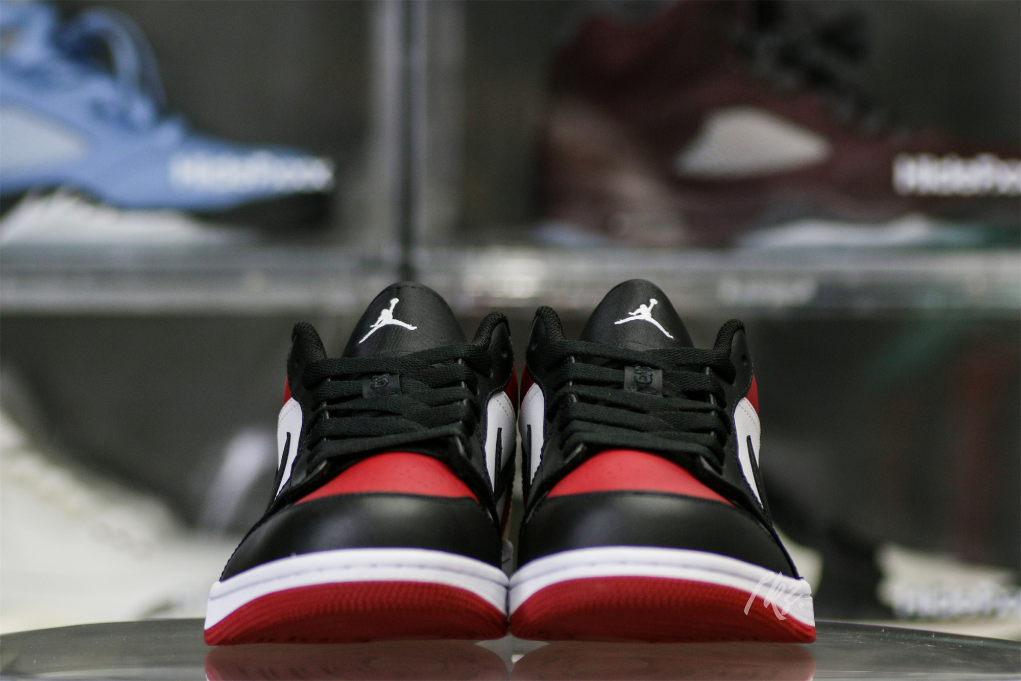 Air Jordan 1 Low Bred Toe 2021