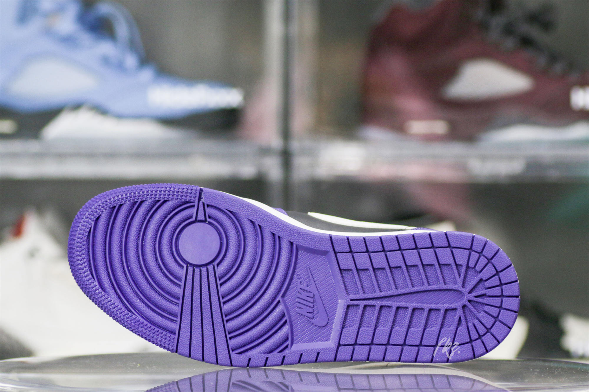 Air Jordan 1 Low Retro Court Purple Black 2020