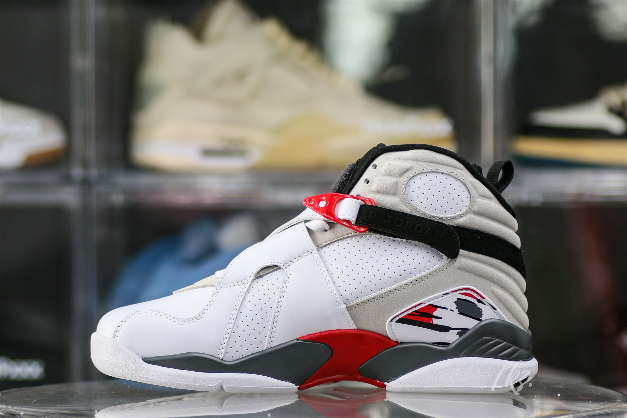 Air Jordan 8 Retro ‘Bugs Bunny’ 2013