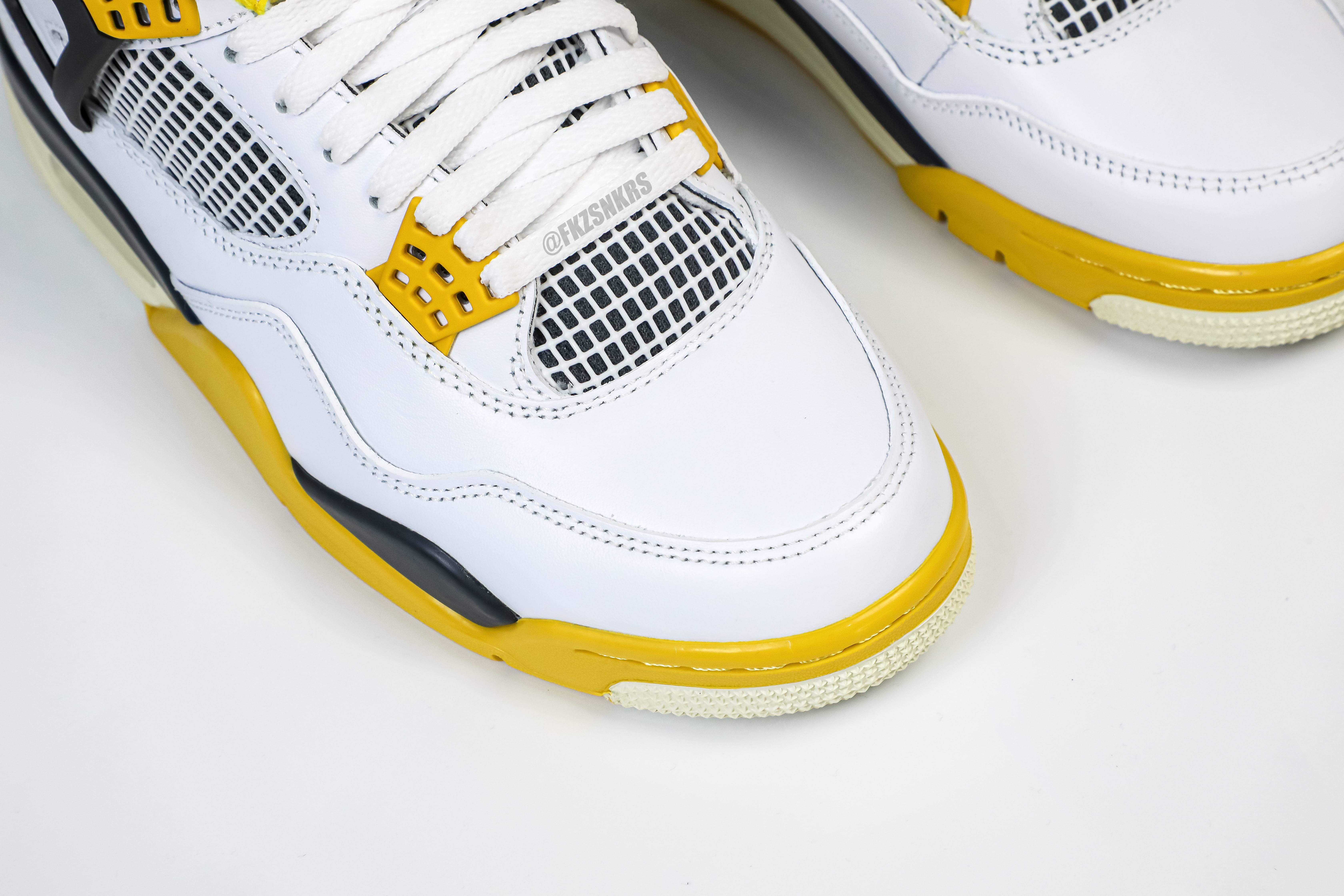 Air Jordan 4 “Vivid Sulfur” 2024 (Ln5 A1)
