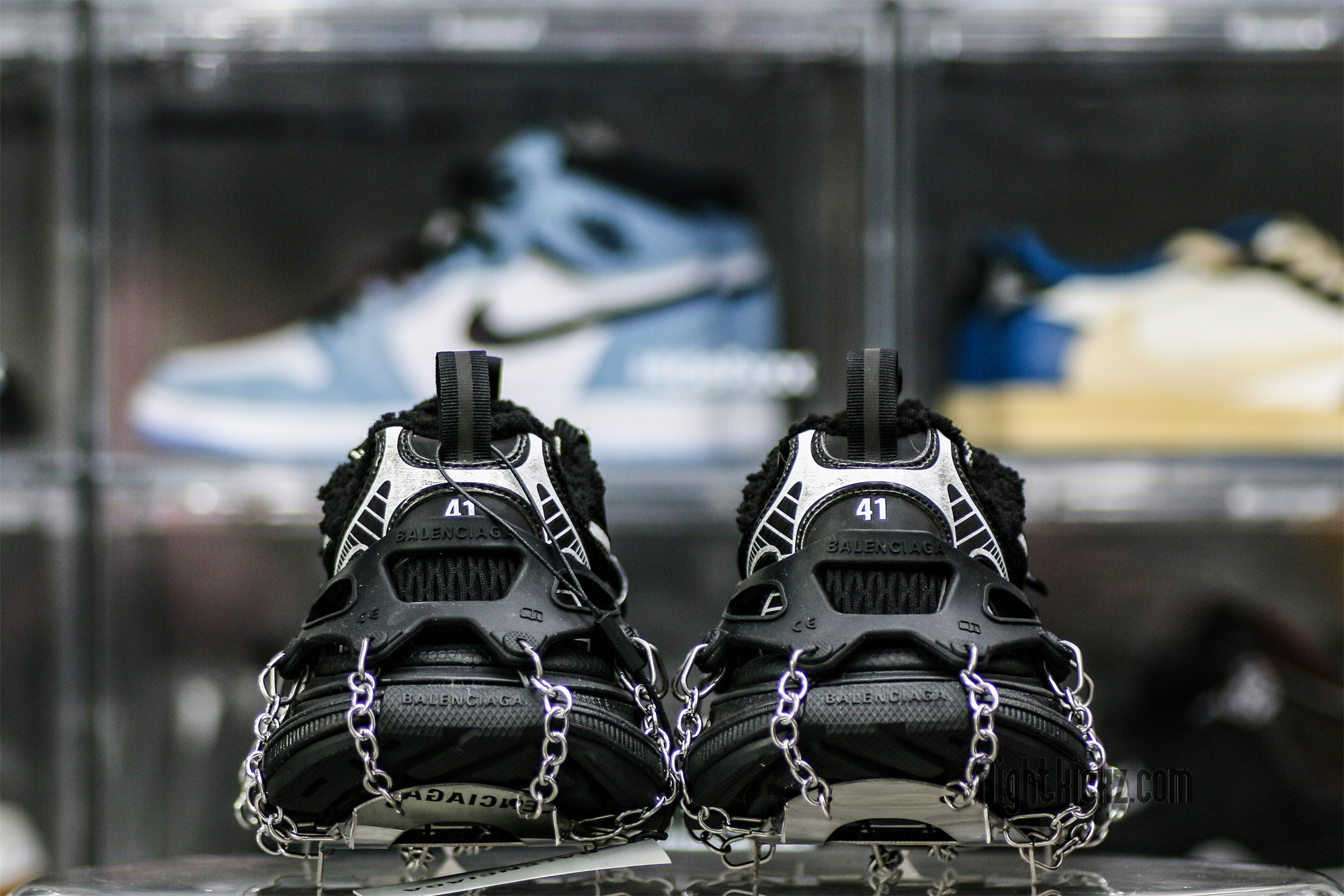 Balenciag* 3XL Ski Sneaker in Black ((Removable footwear chains) )