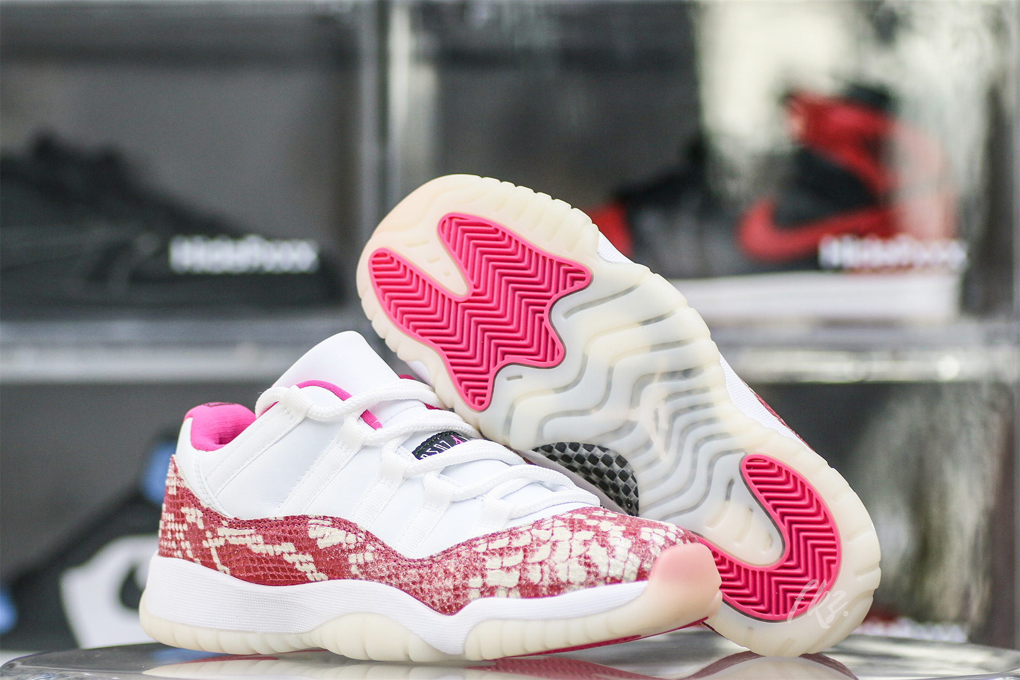 Air Jordan 11 Retro Low Pink Snakeskin (2019) (Women’s)