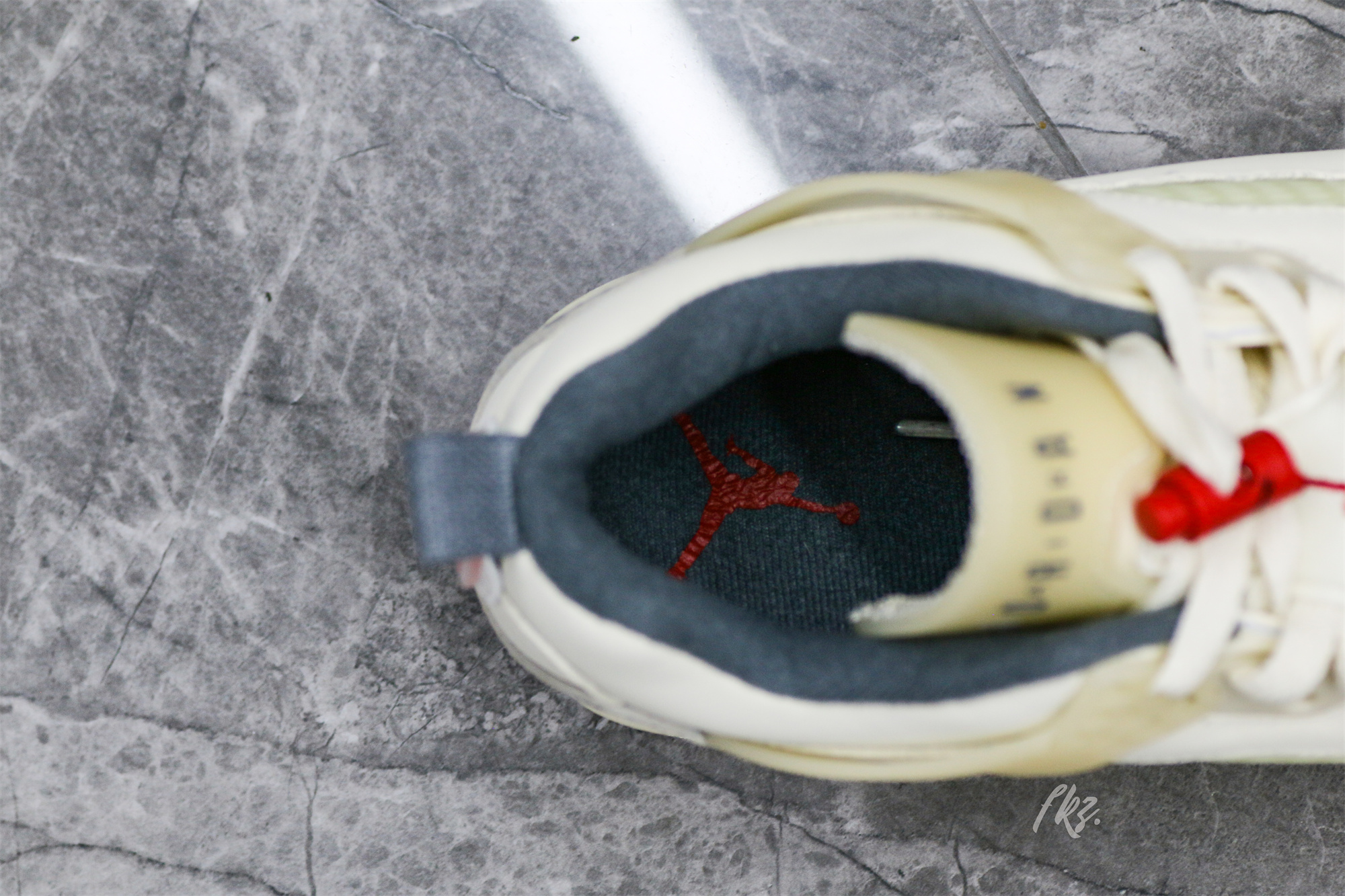 Air Jordan Spizike Low Coconut Milk