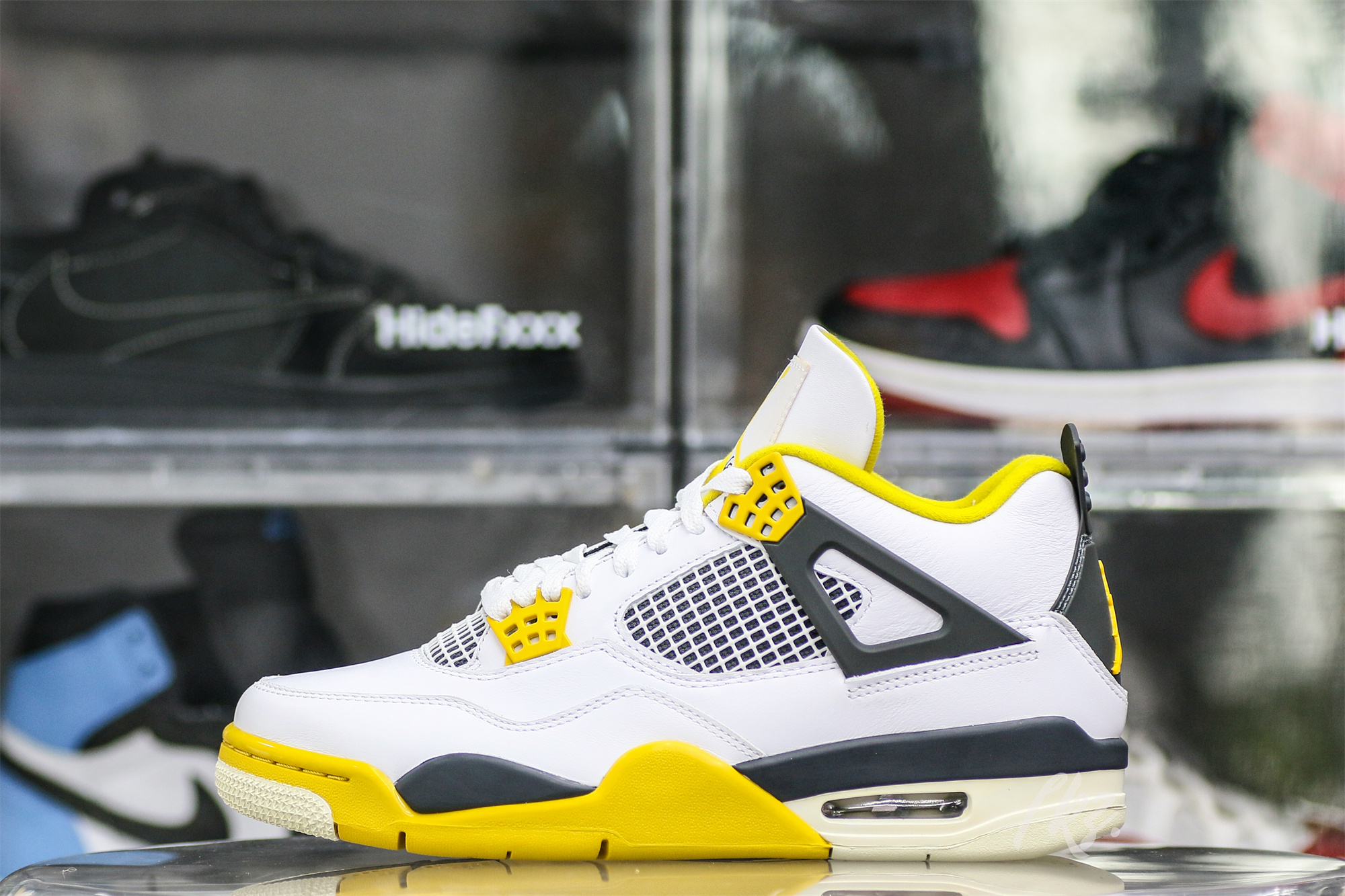Air Jordan 4 “Vivid Sulfur” 2024 (Ln5 A1)