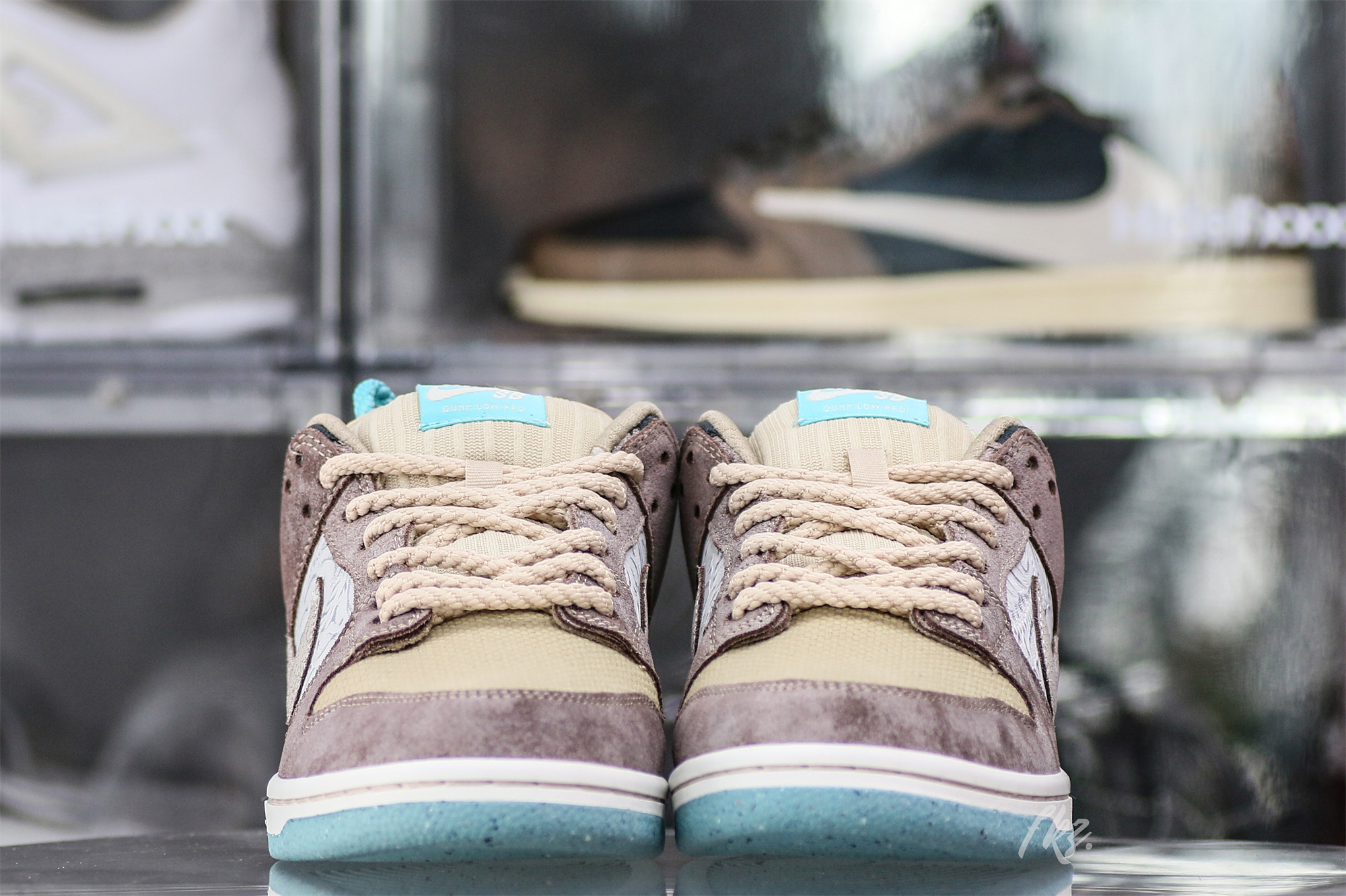 Dunk Low SB Big Money Savings 2024