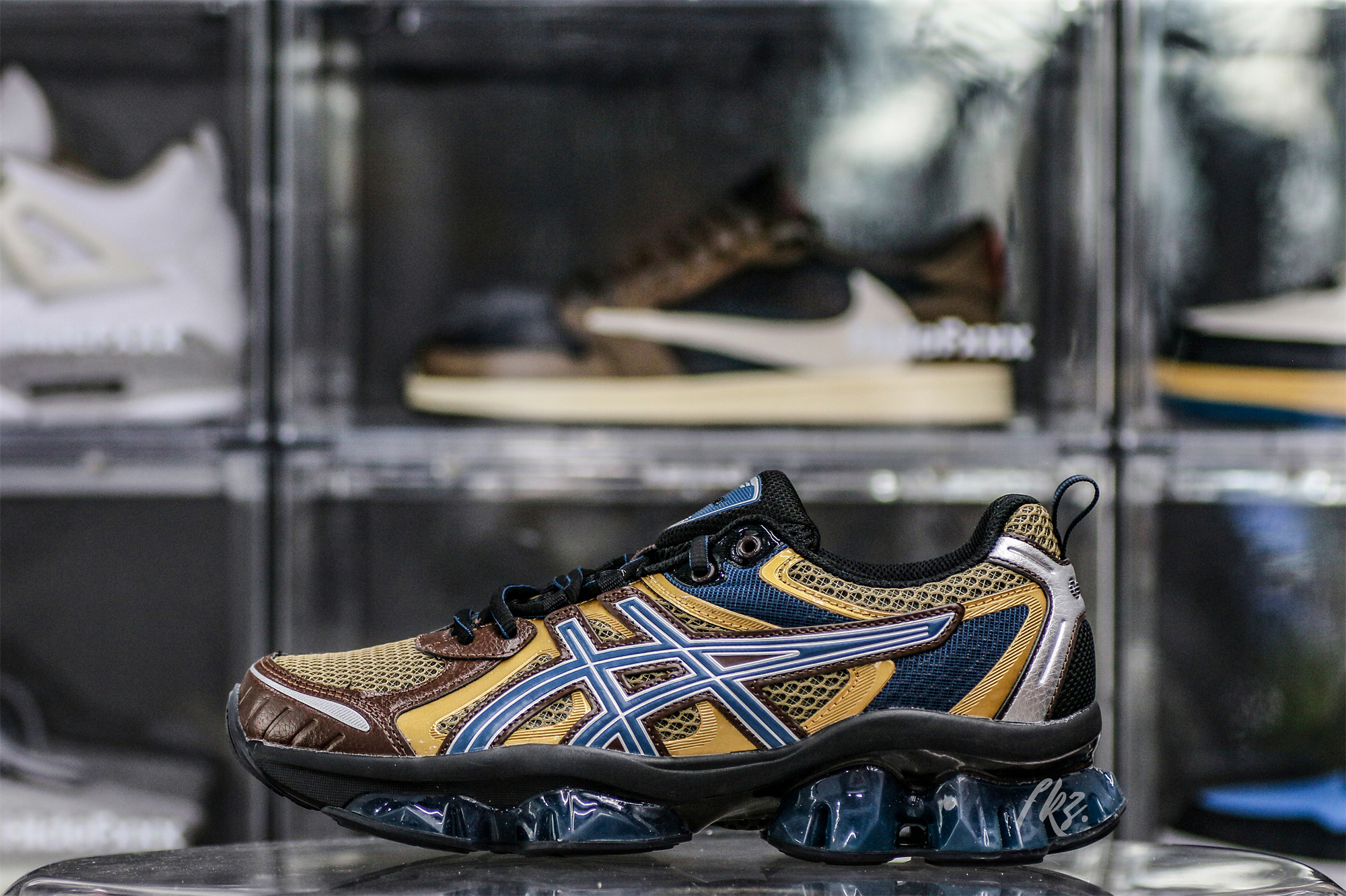 Gel Quantum Kinetic Dark Auburn Light Indigo