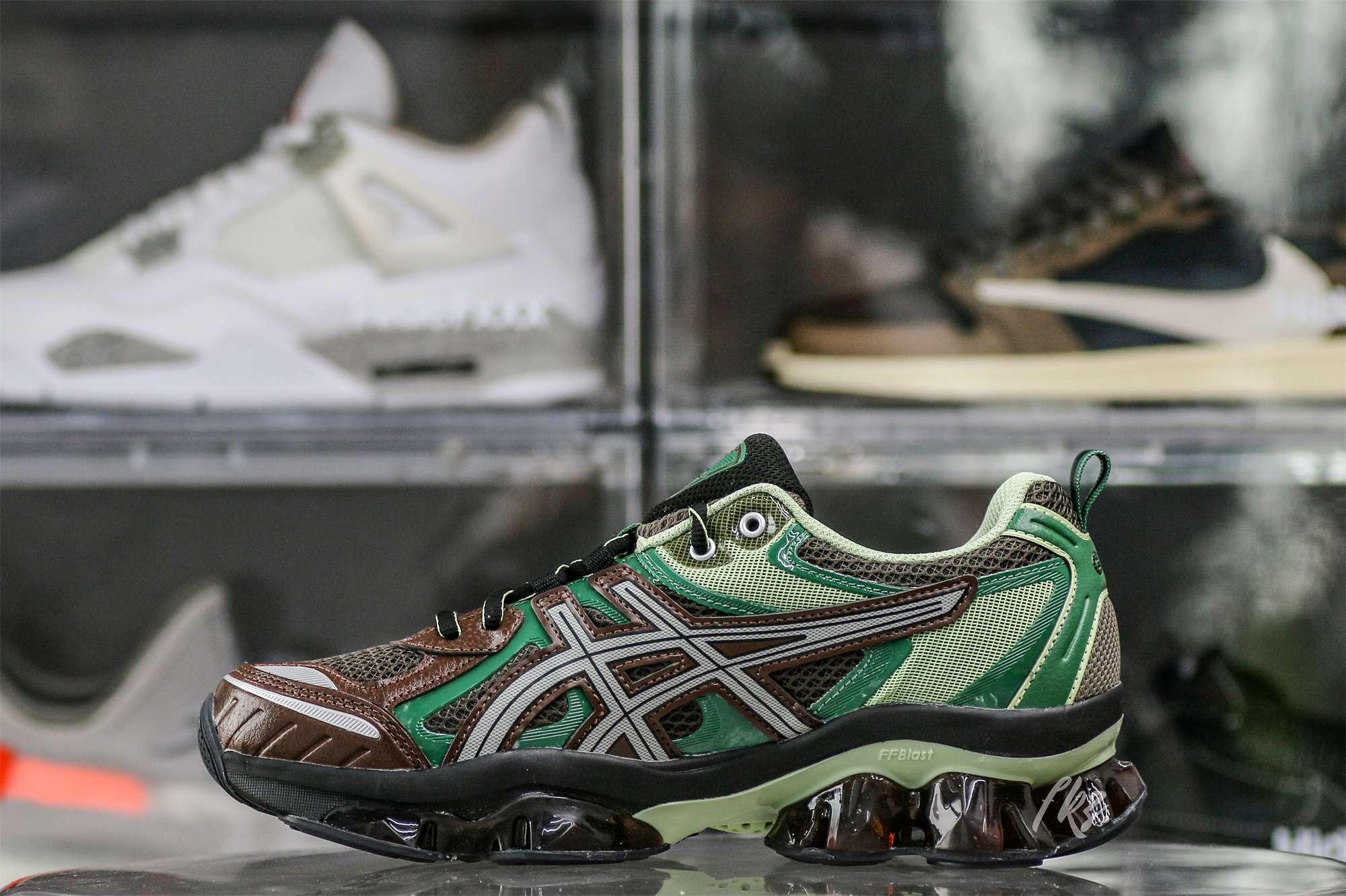 Gel Quantum Kinetic Dark Sepia Shamrock